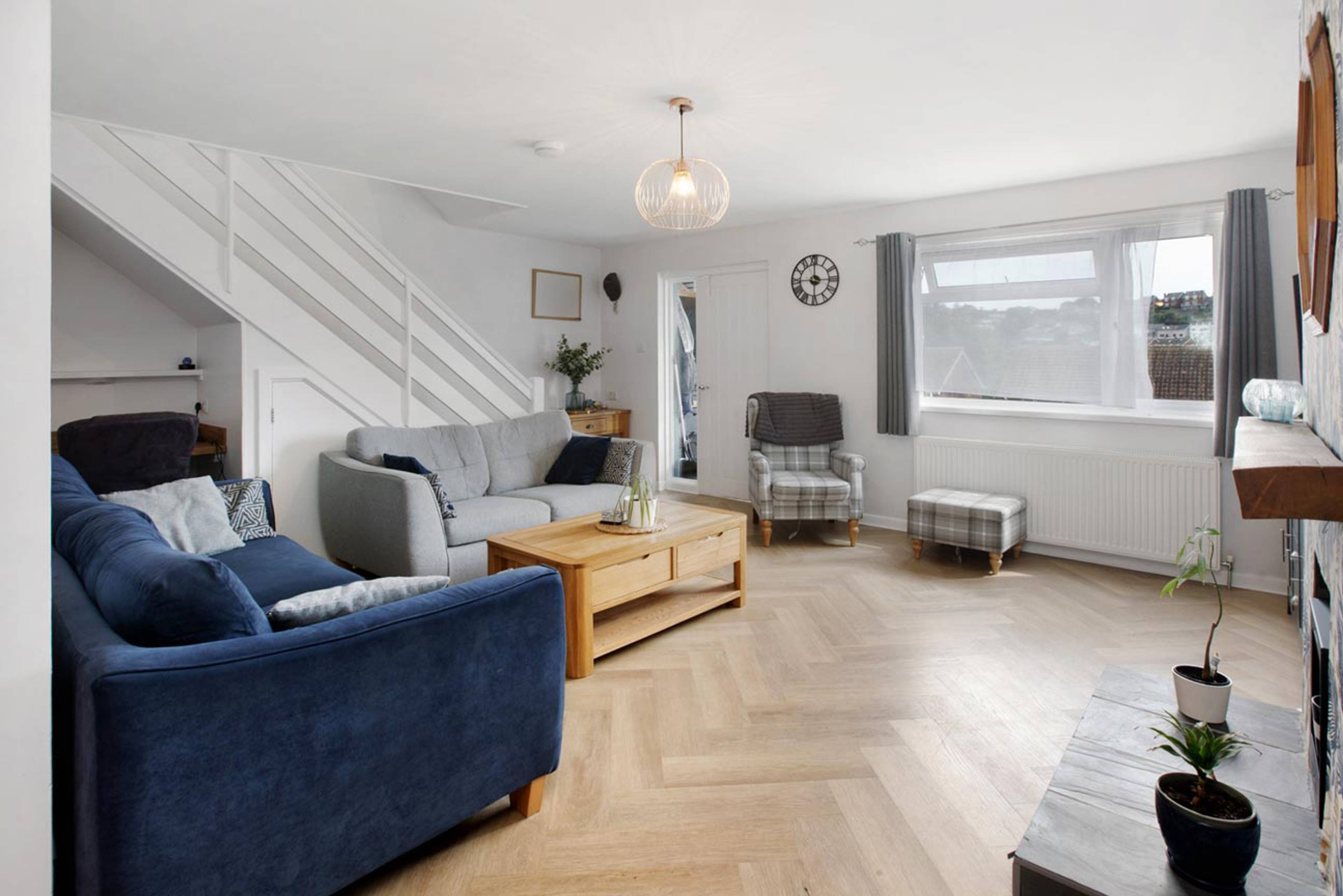 39 Headway Rise, Teignmouth, TQ14 - 6