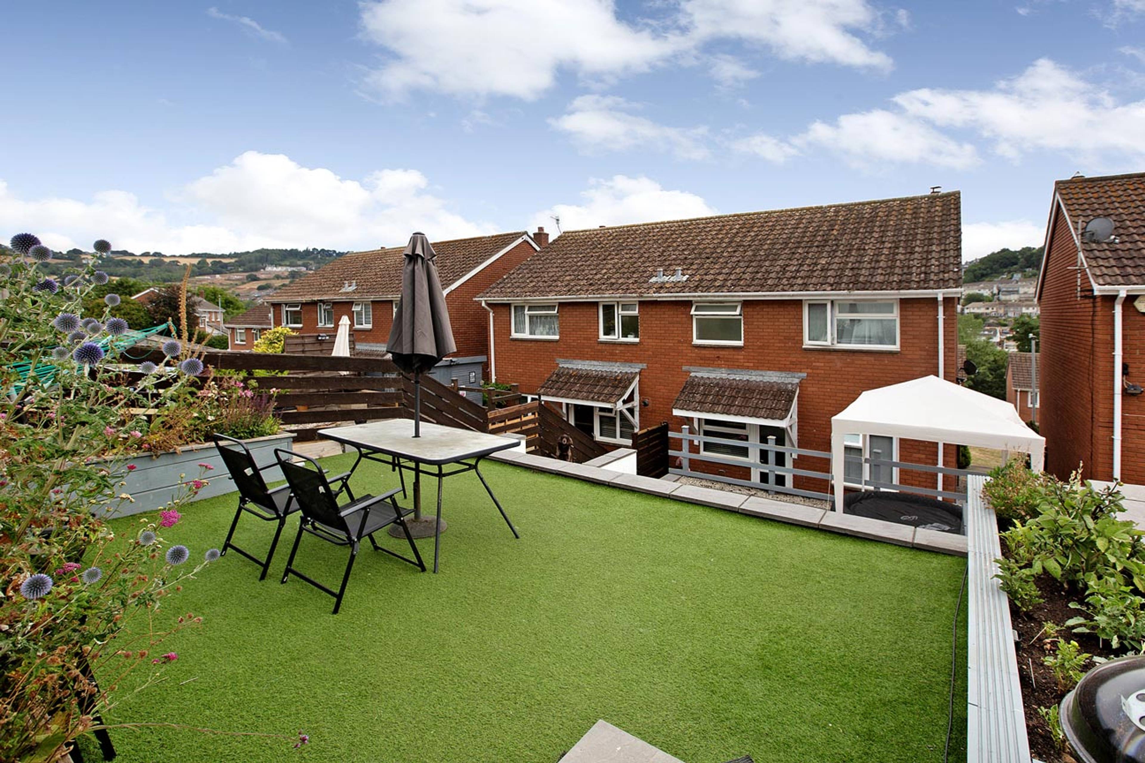39 Headway Rise, Teignmouth, TQ14 - 4