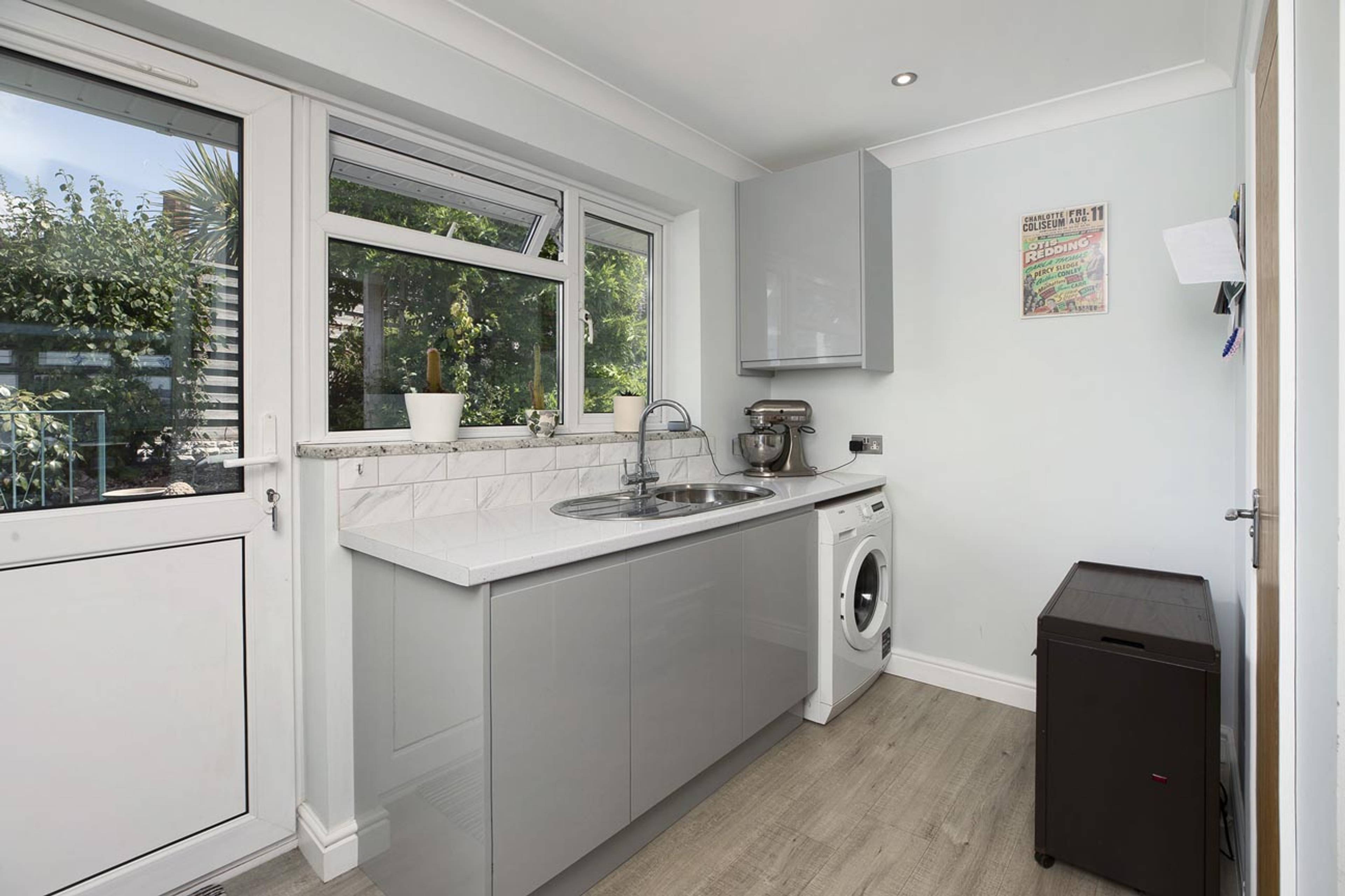 23 Grange Park, Teignmouth, TQ14 - 6