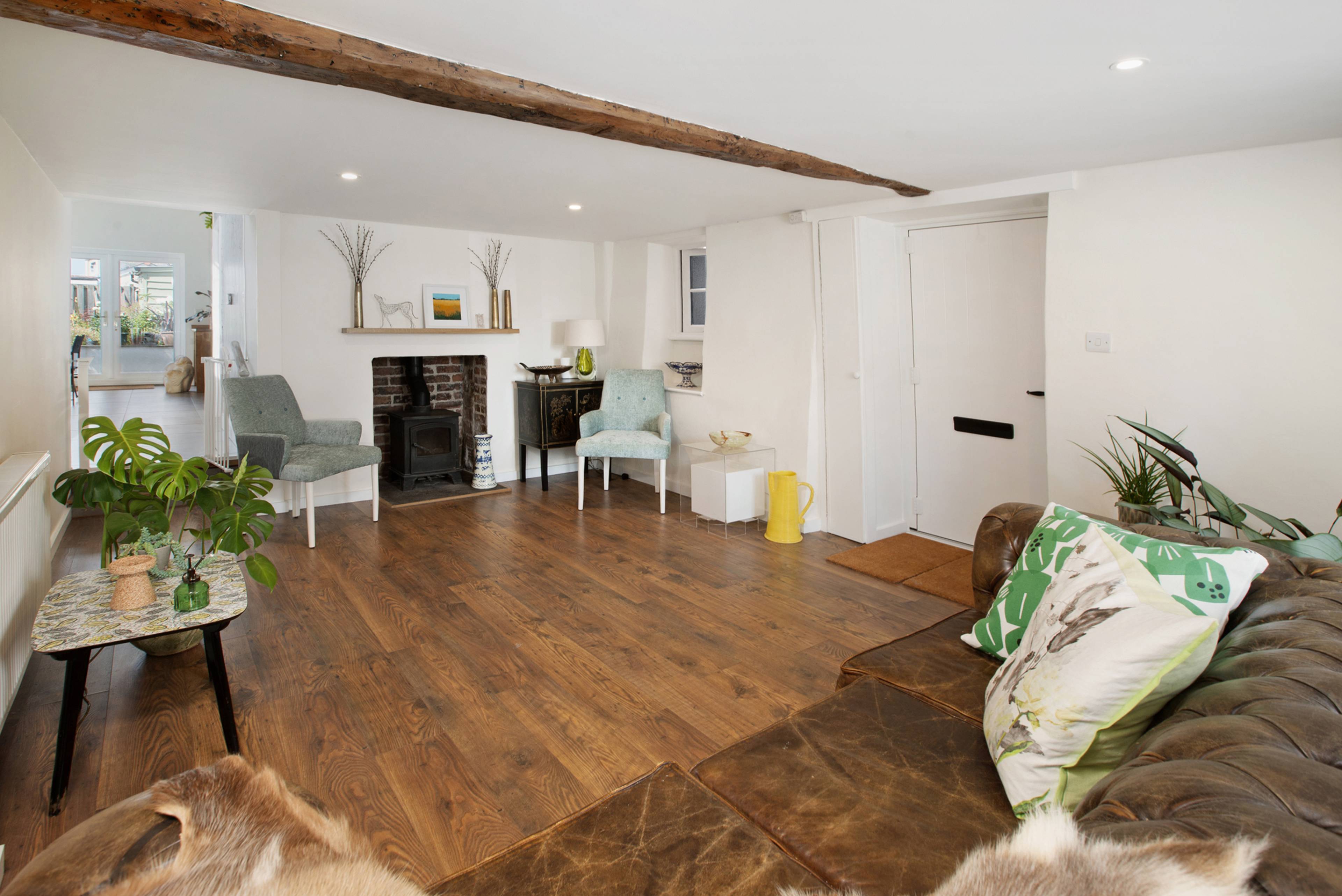 Exeter Street, Teignmouth, TQ14 - 7