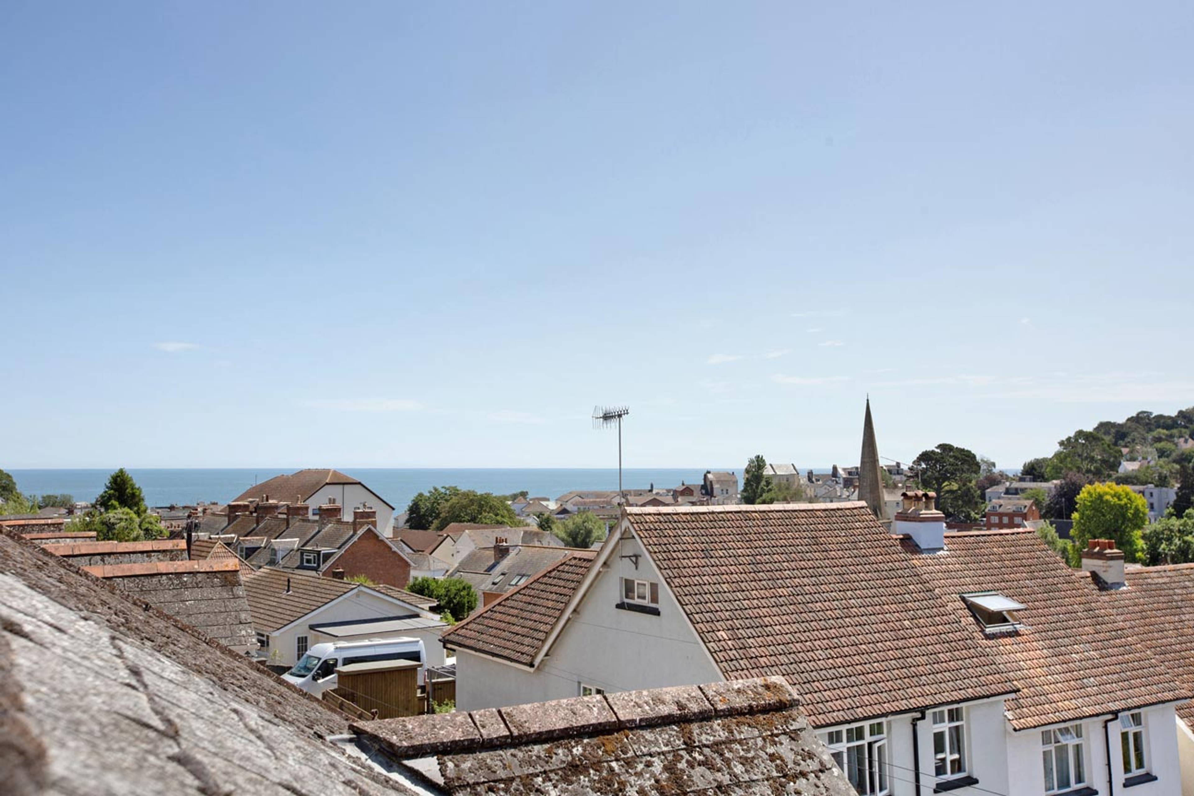 13 Orchard Gardens, Dawlish, EX7 - 4