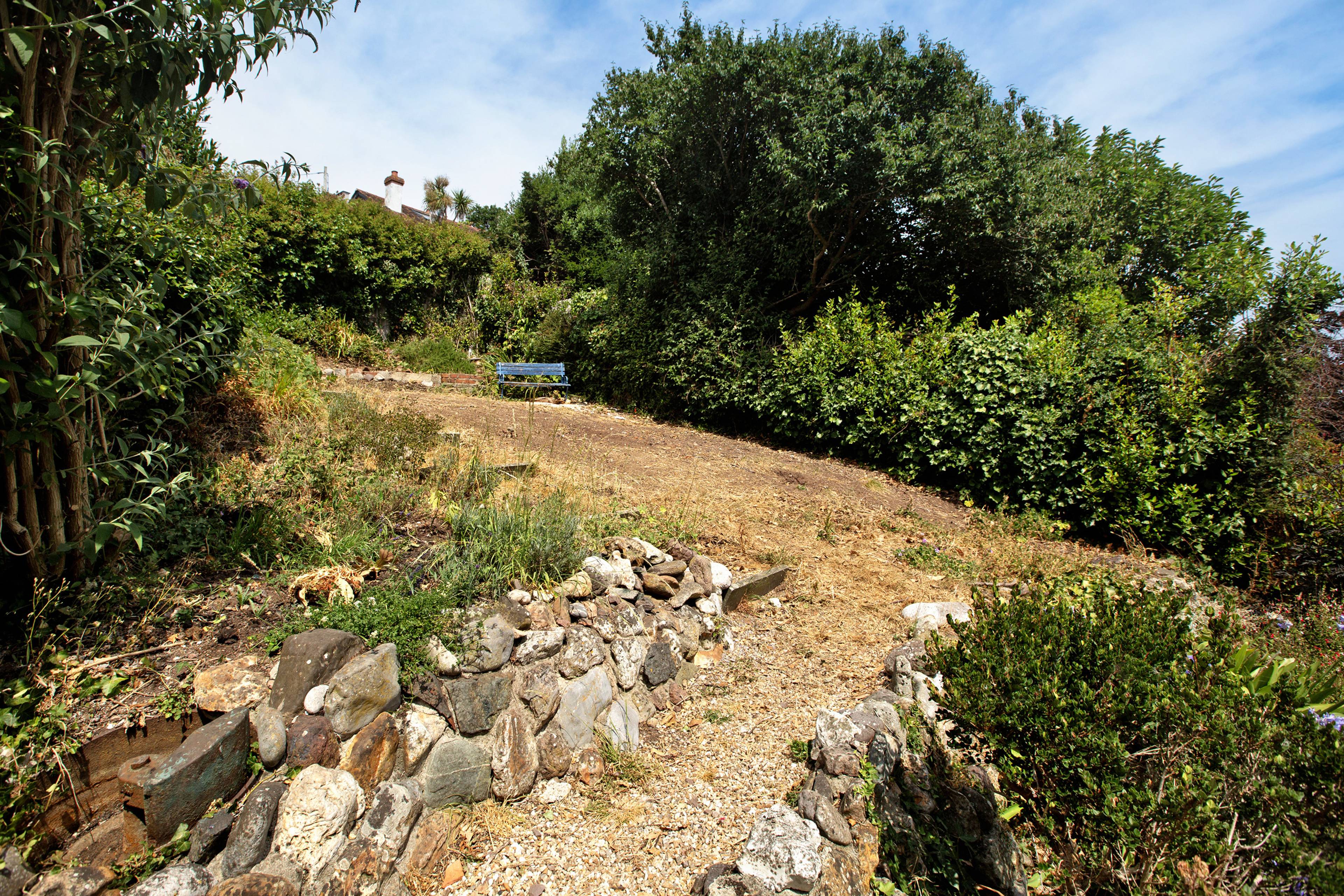 Exeter Road, Dawlish, EX7 - 4