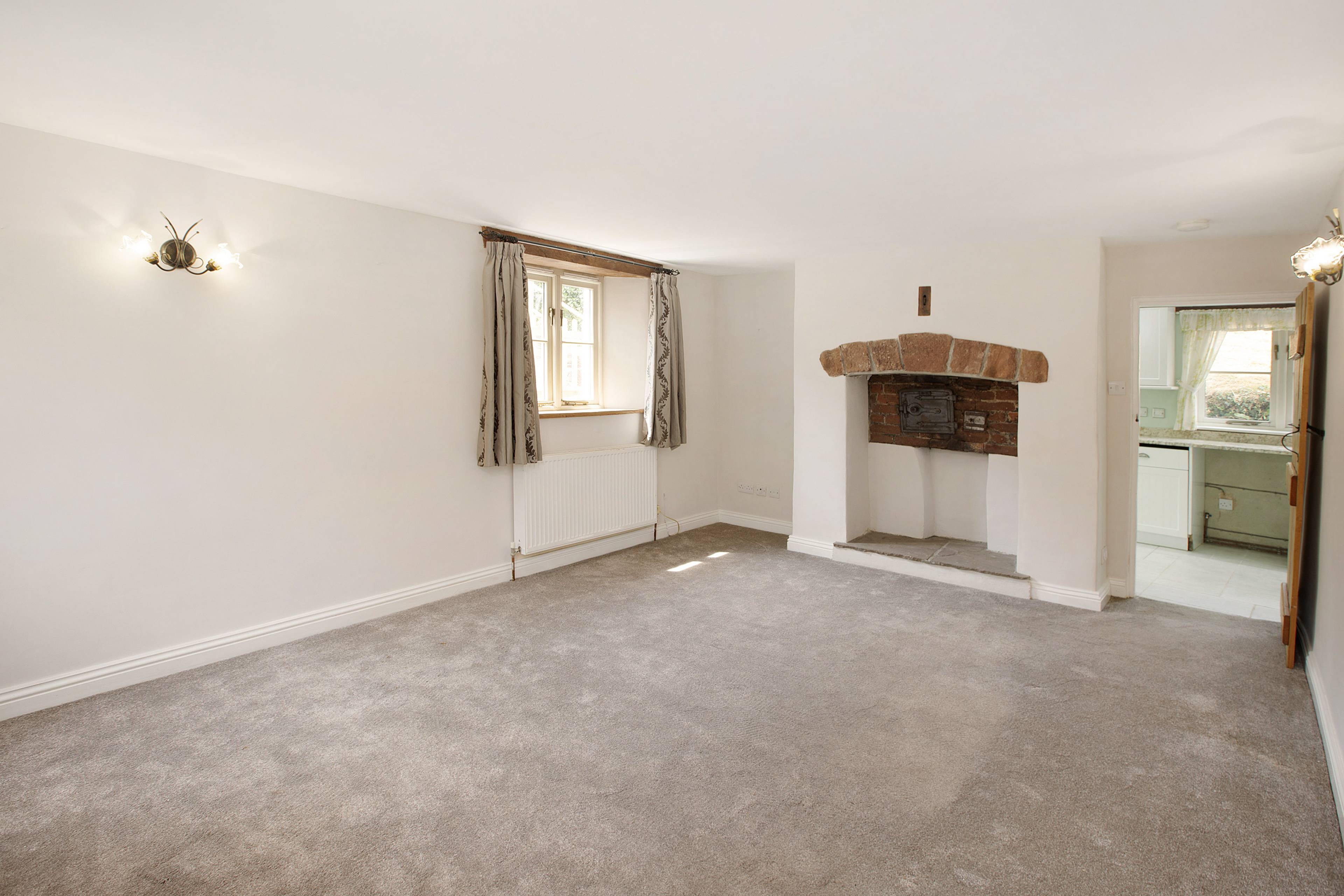 Combeinteignhead, Newton Abbot, TQ12 - 3