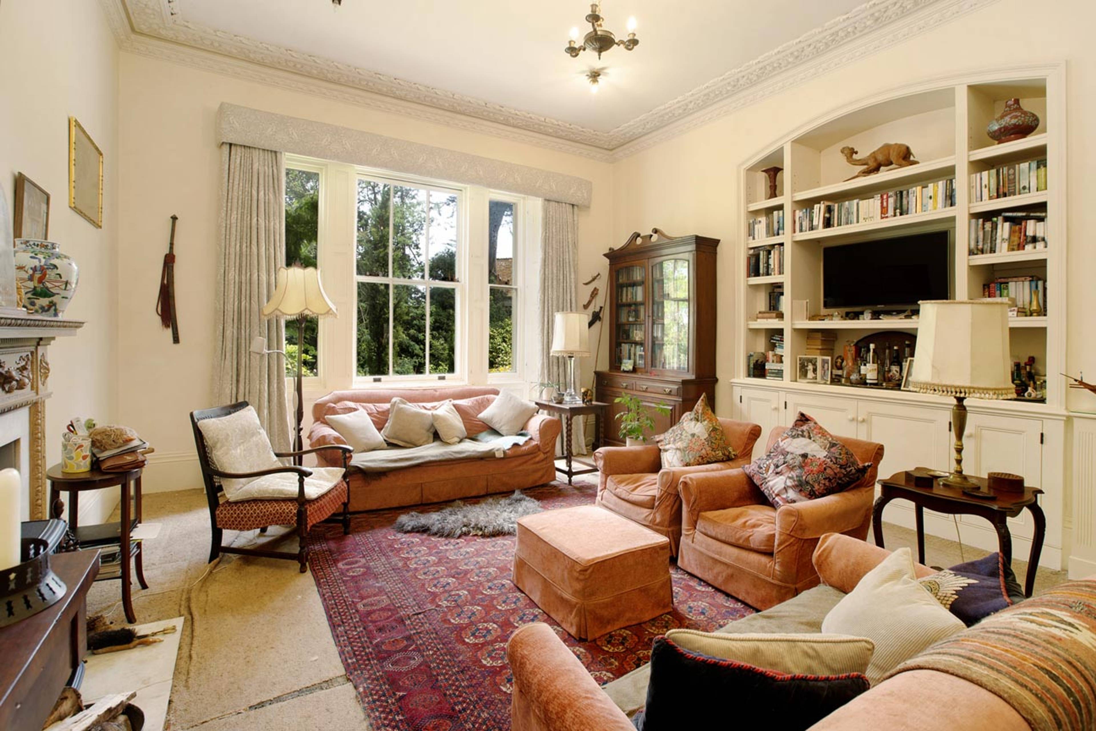 East Cliff Road, EX7 - 5