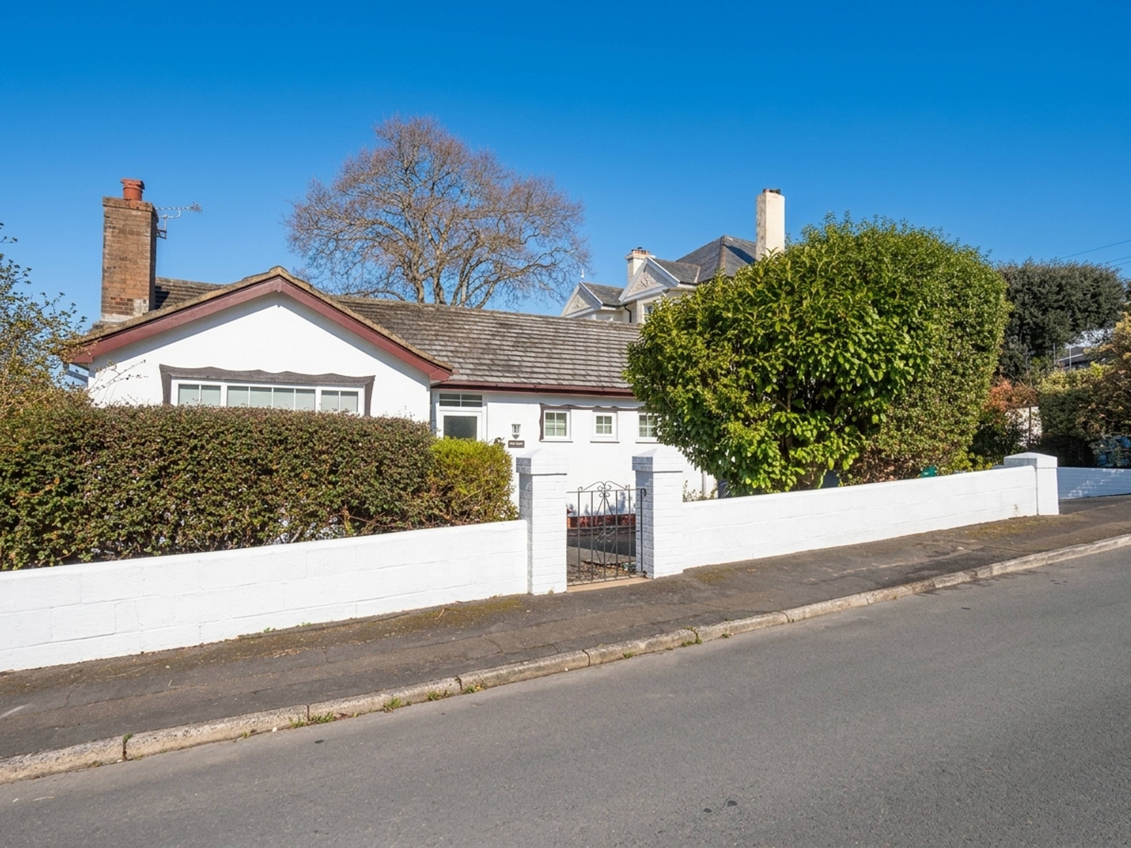 Brookfield Drive, Teignmouth, TQ14 - 1