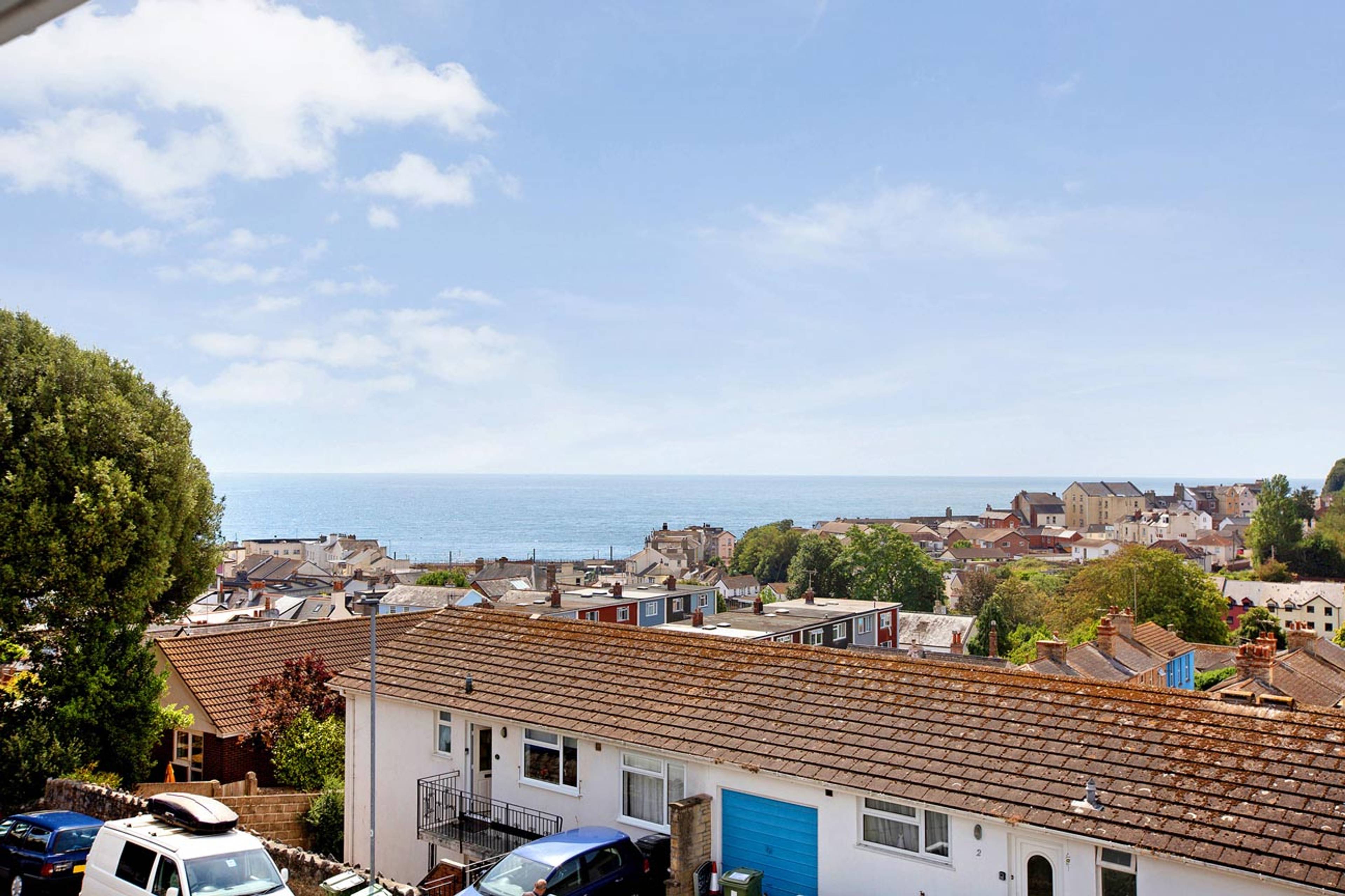 Priory Gardens, Dawlish, EX7 - 4