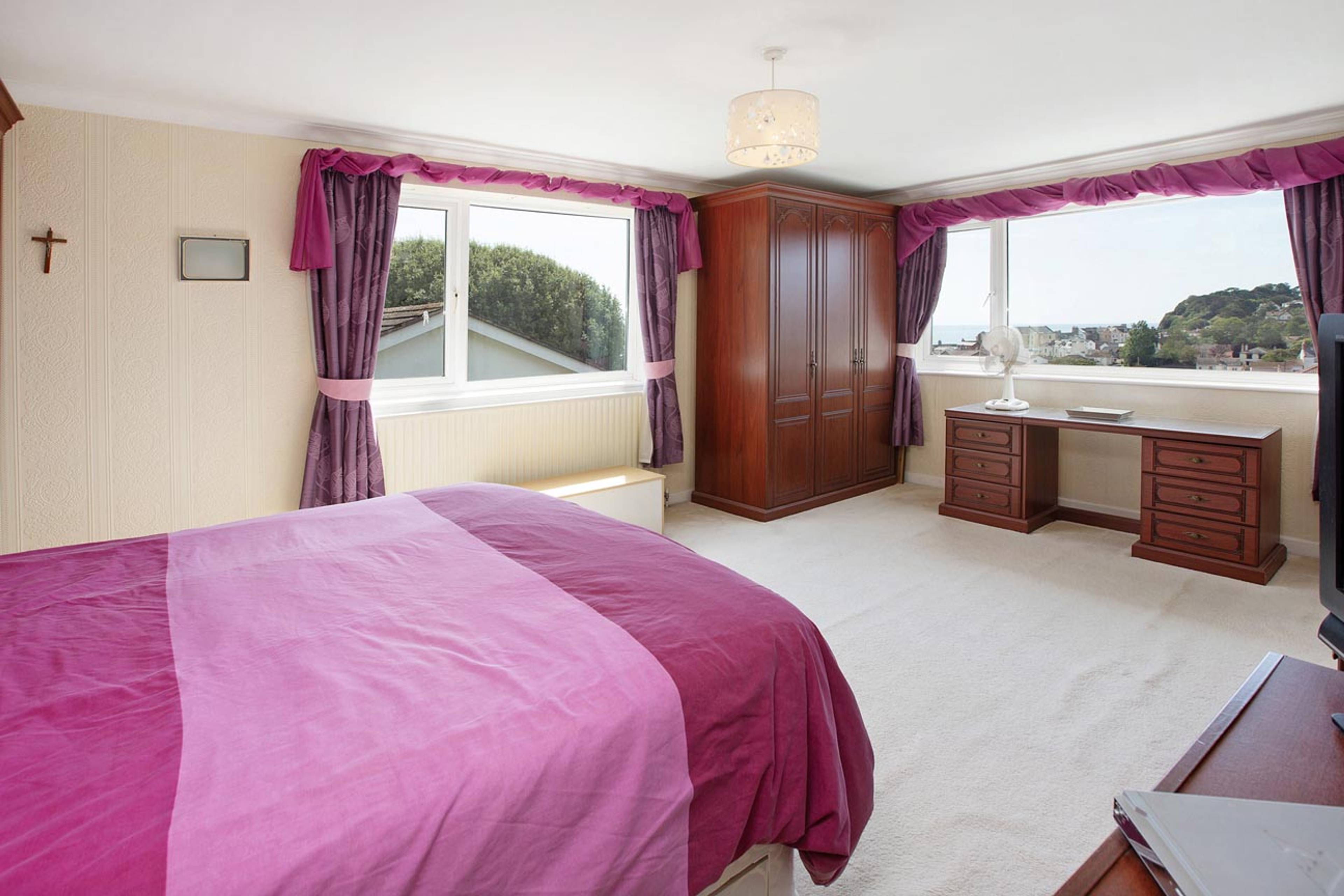Priory Gardens, Dawlish, EX7 - 9