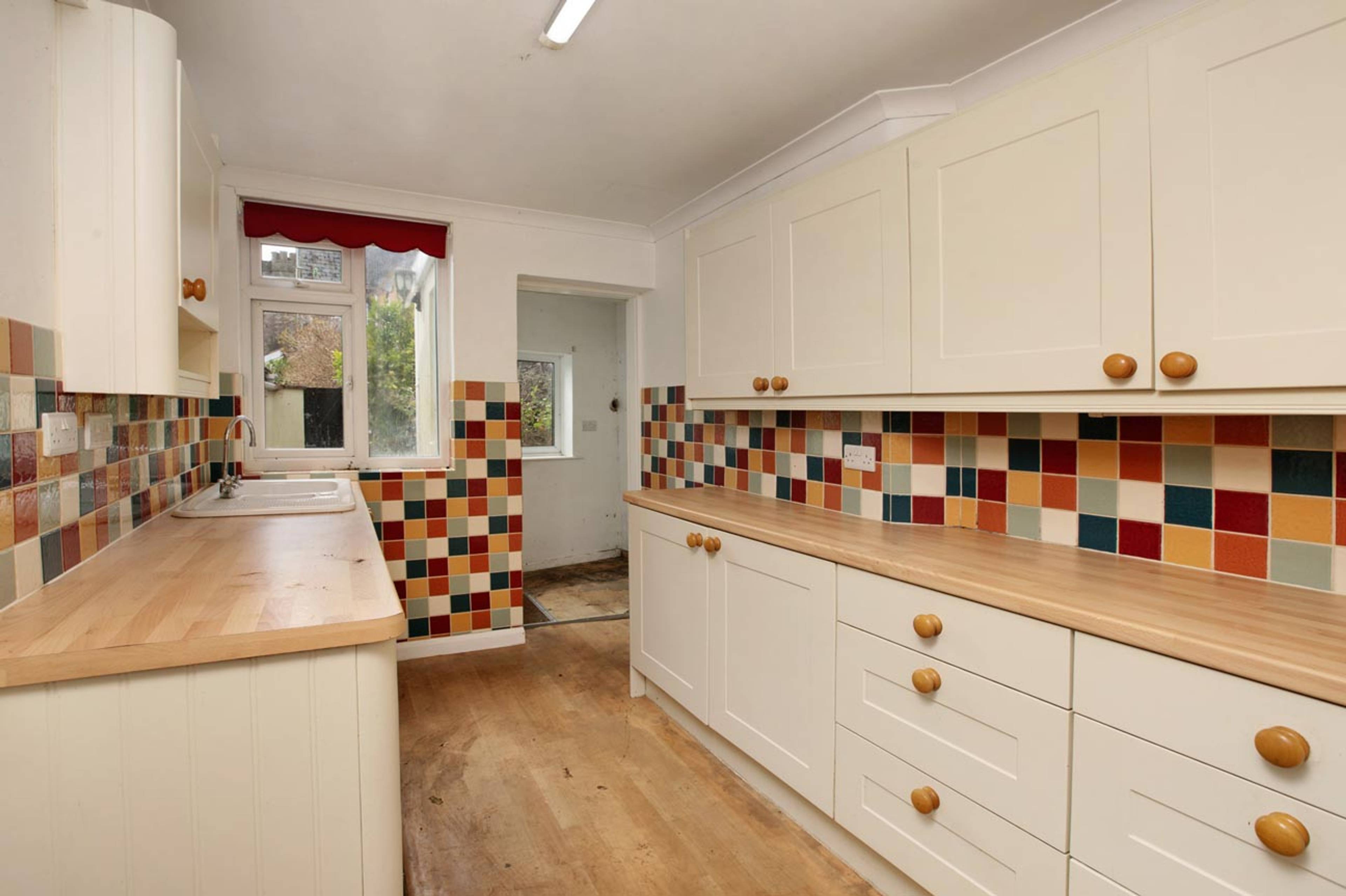 Speranza Grove, Teignmouth, TQ14 - 3