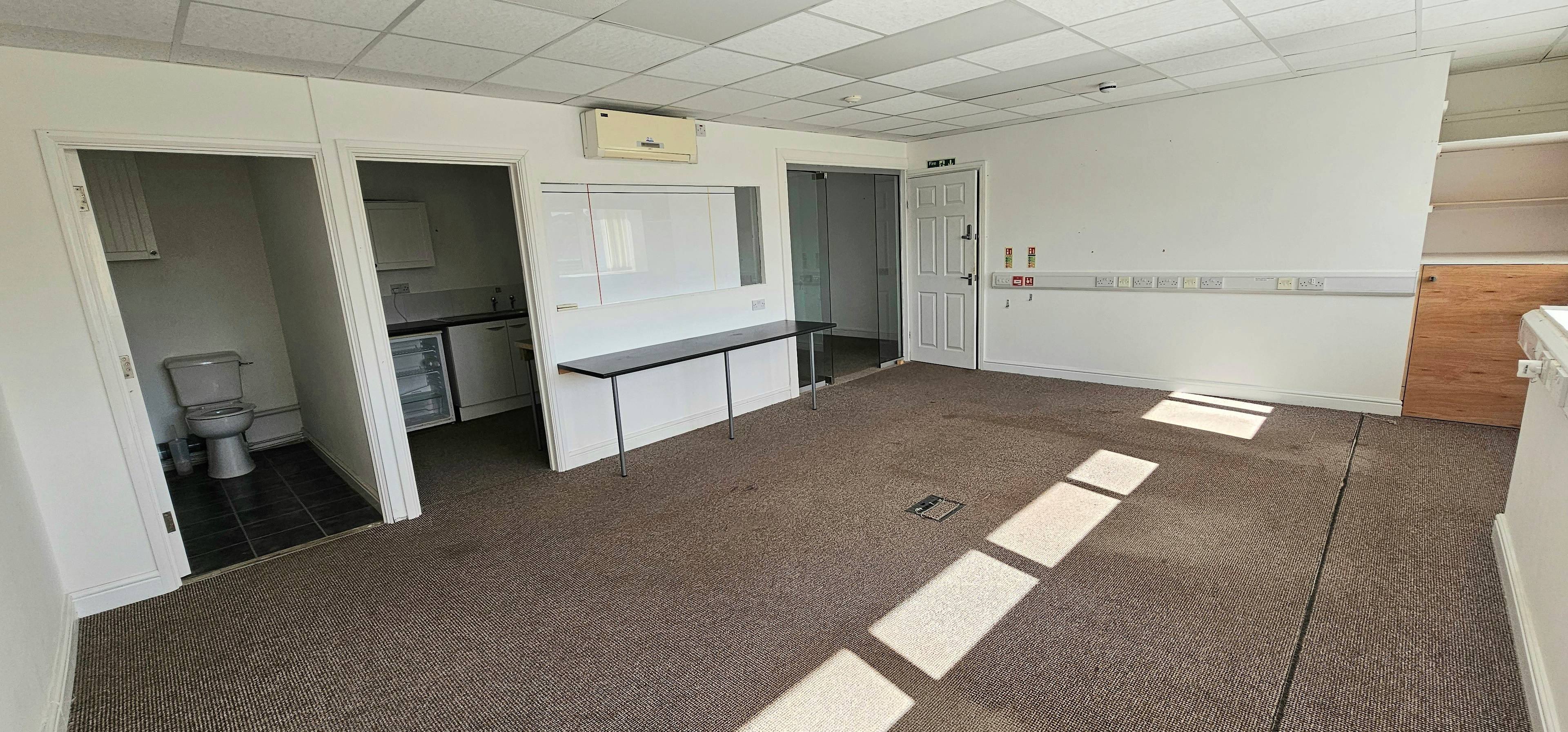 Unit 2, Dawlish Business Park, EX7 - 7
