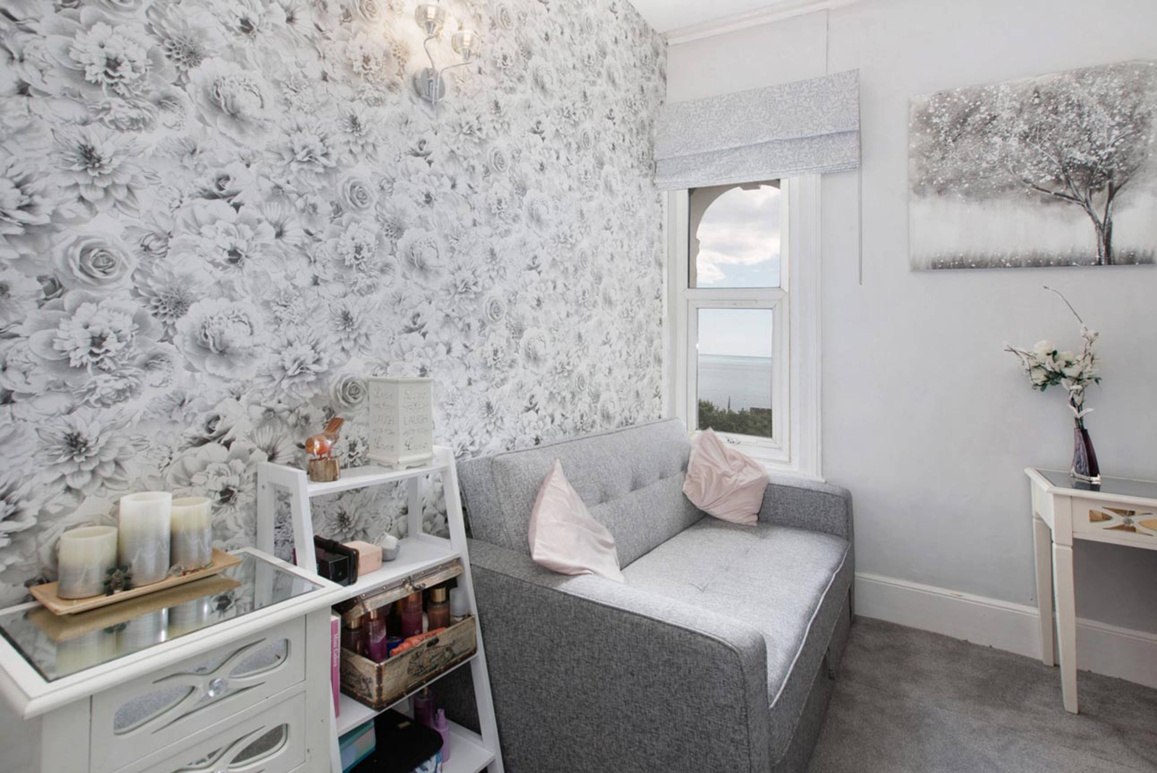 West Cliff, Devon Court, EX7 - 10