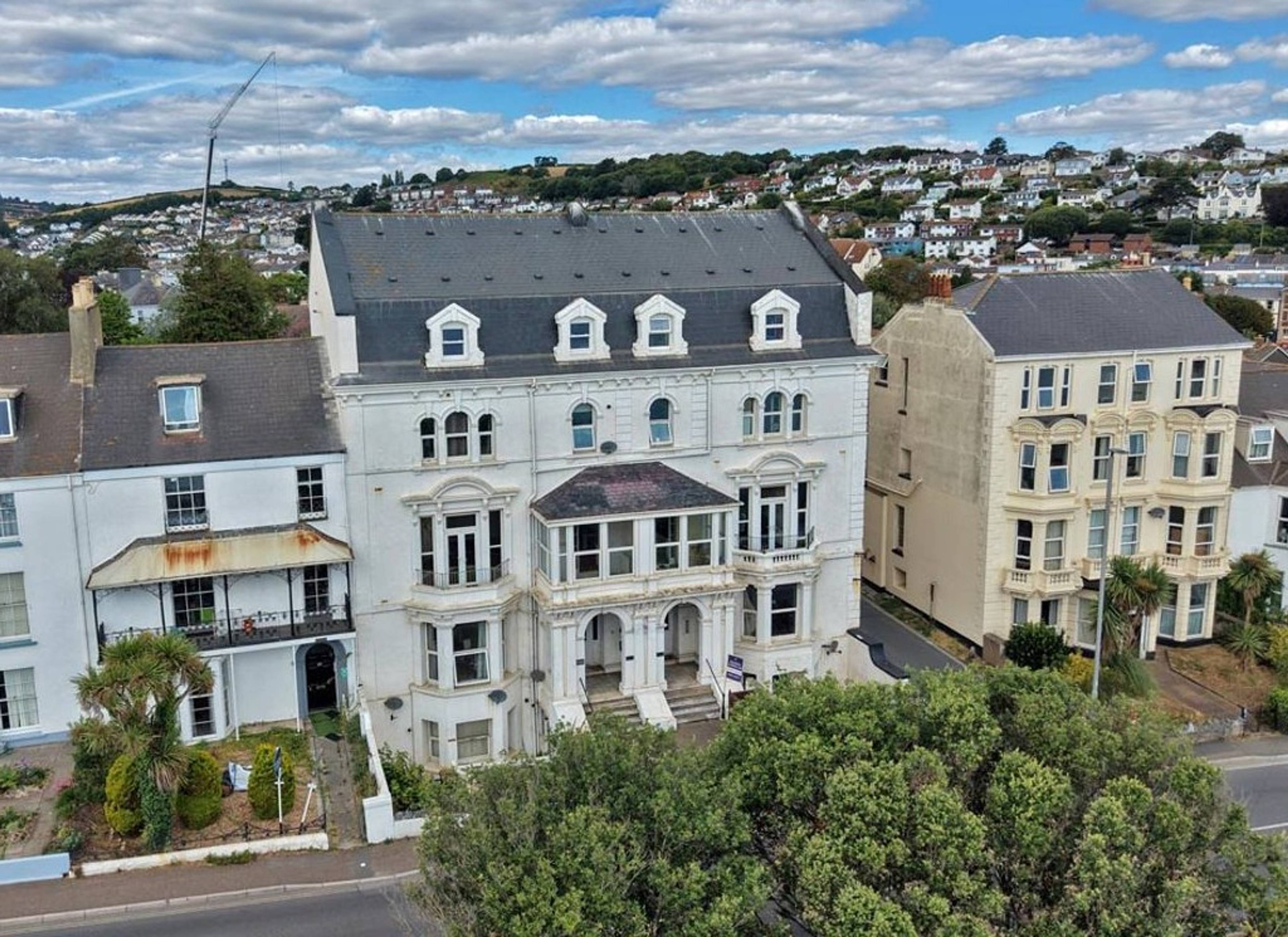West Cliff, Devon Court, EX7