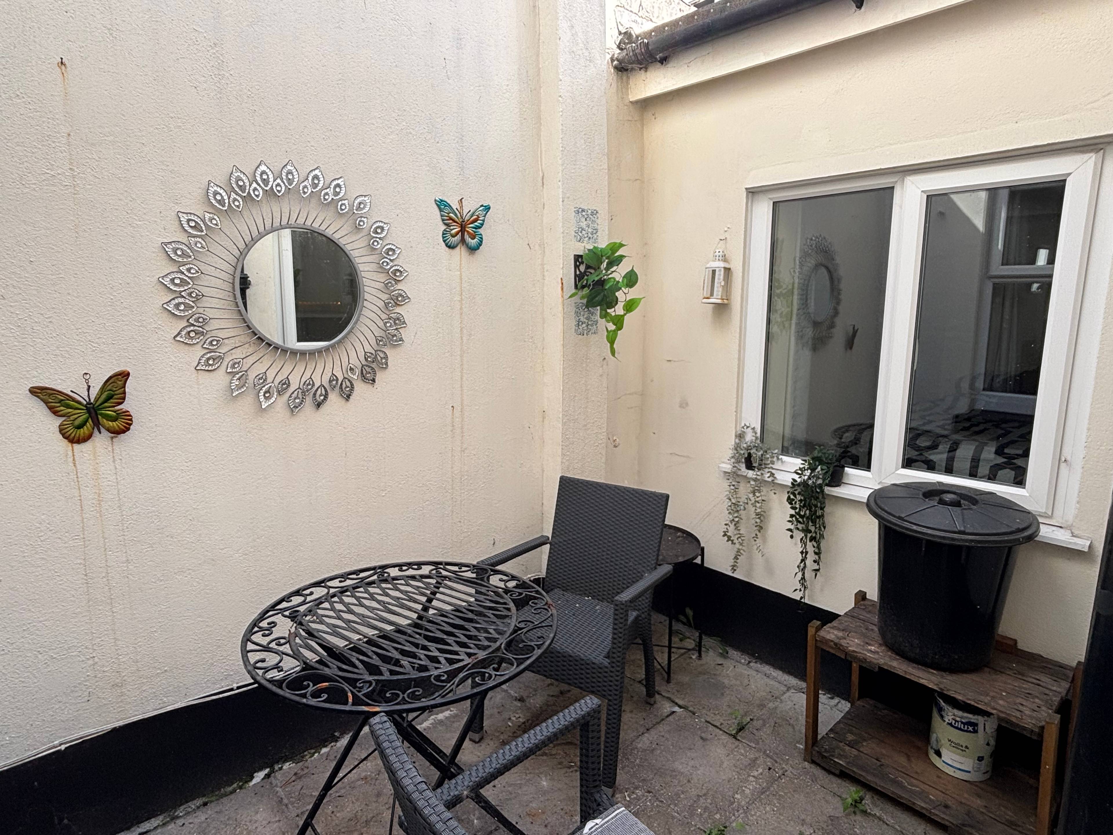 Commercial Road, Dawlish, EX7 - 7