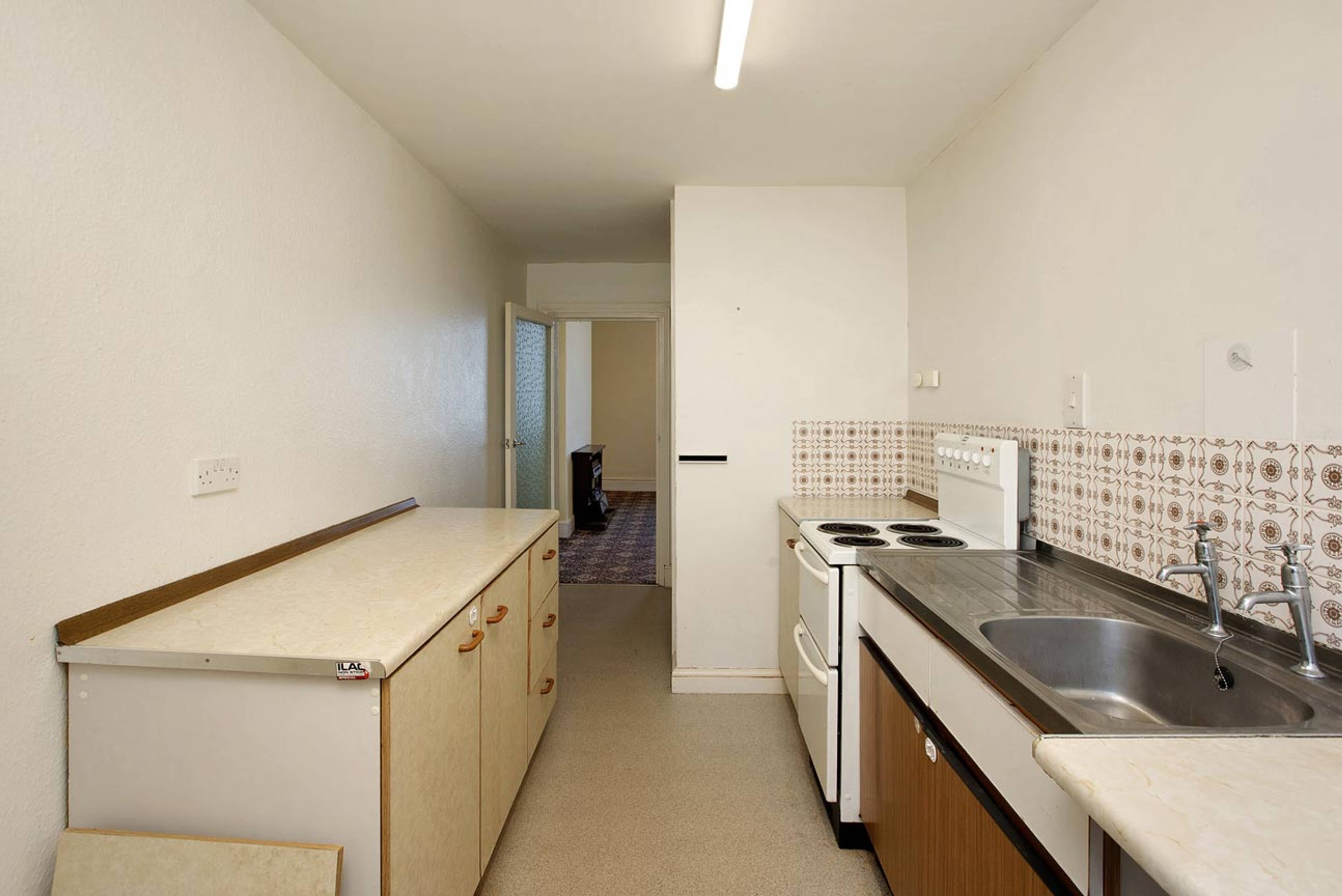 Powderham Terrace, Dolphin Court Powderham Terrace, TQ14 - 7
