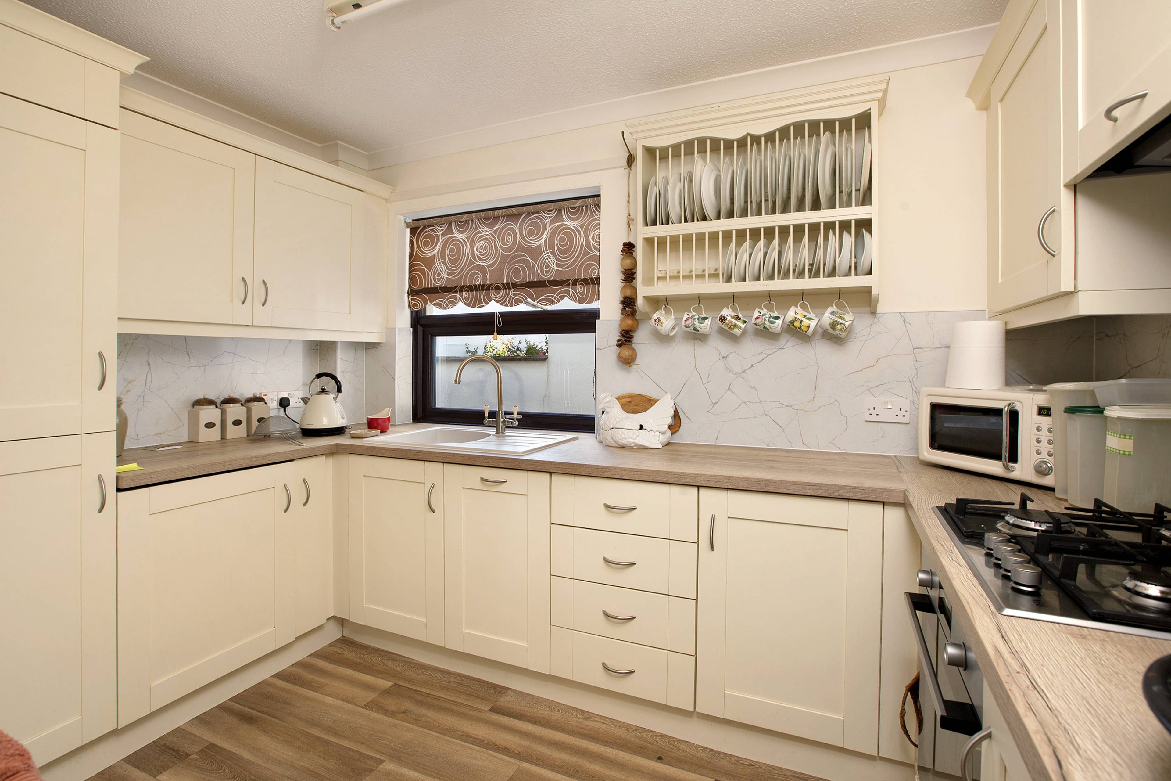 Park Rise, Dawlish, EX7 - 2