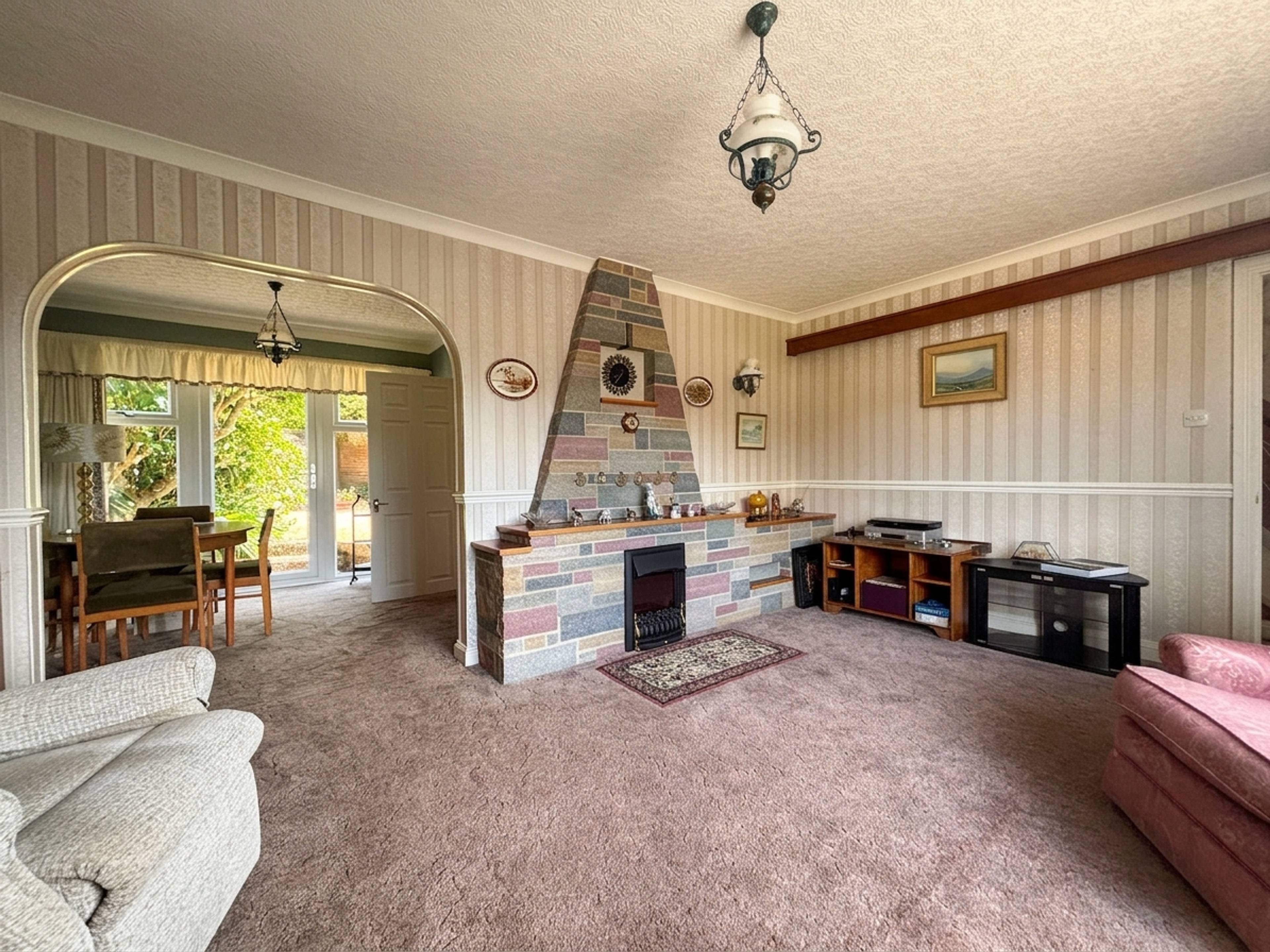 Paradise Road, Teignmouth, TQ14 - 6