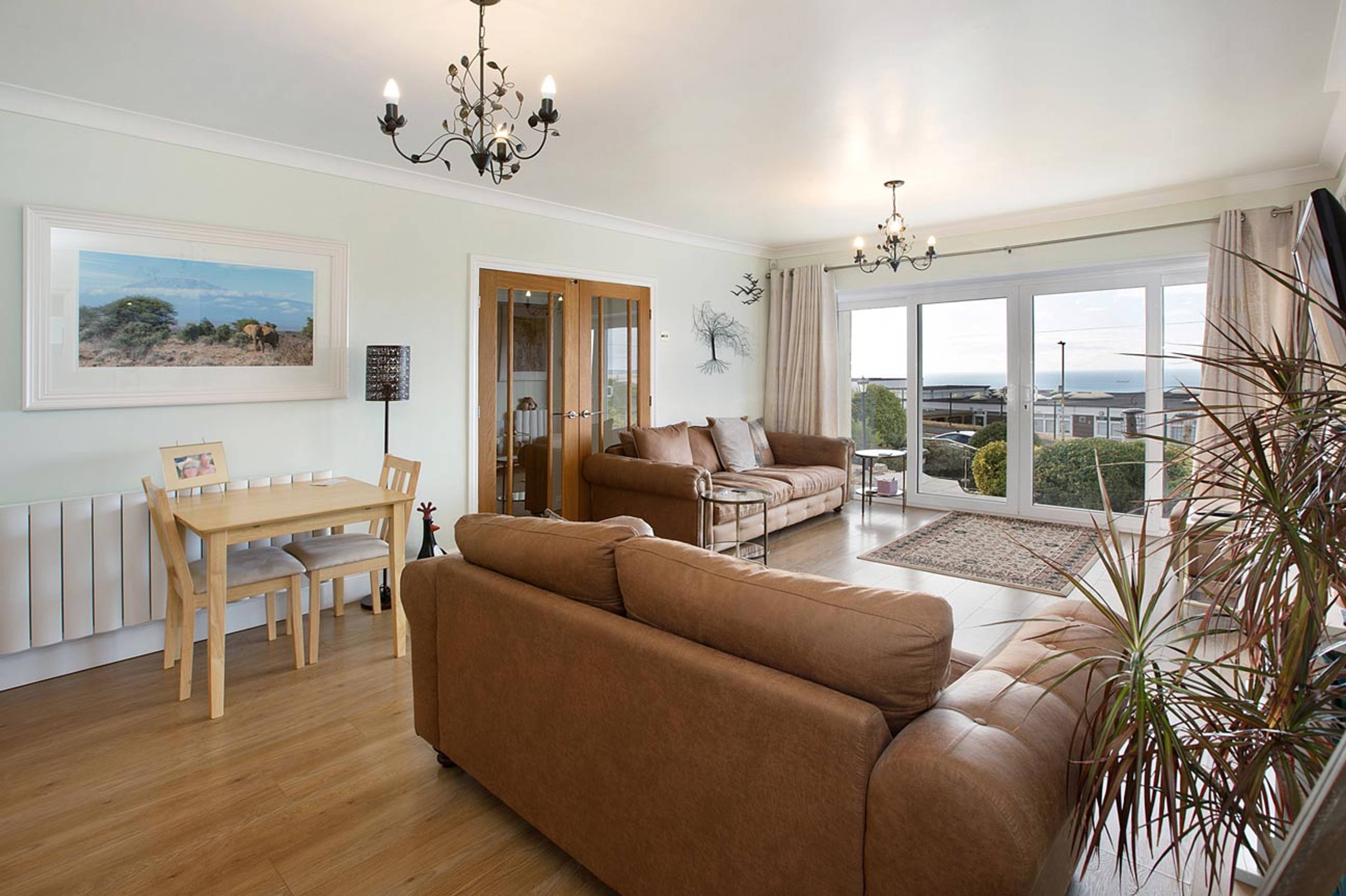 Maudlin Drive, Teignmouth, TQ14 - 2