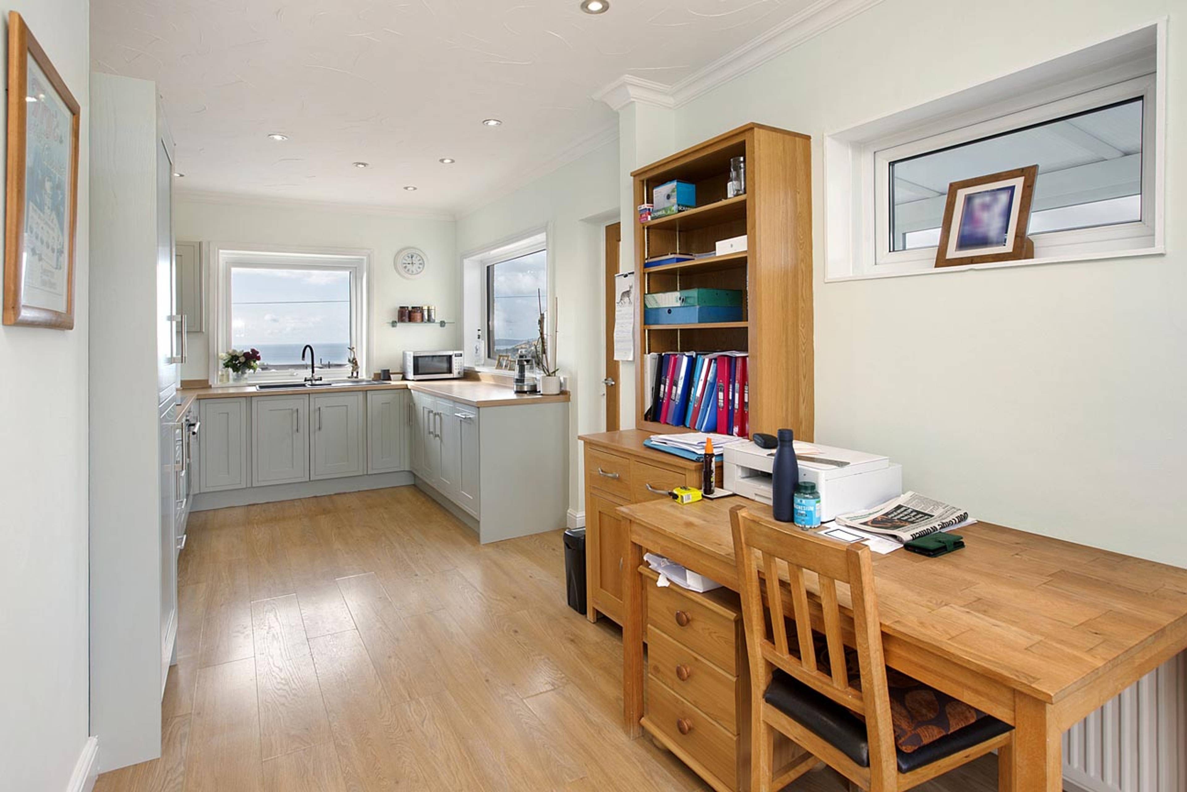 Maudlin Drive, Teignmouth, TQ14 - 8