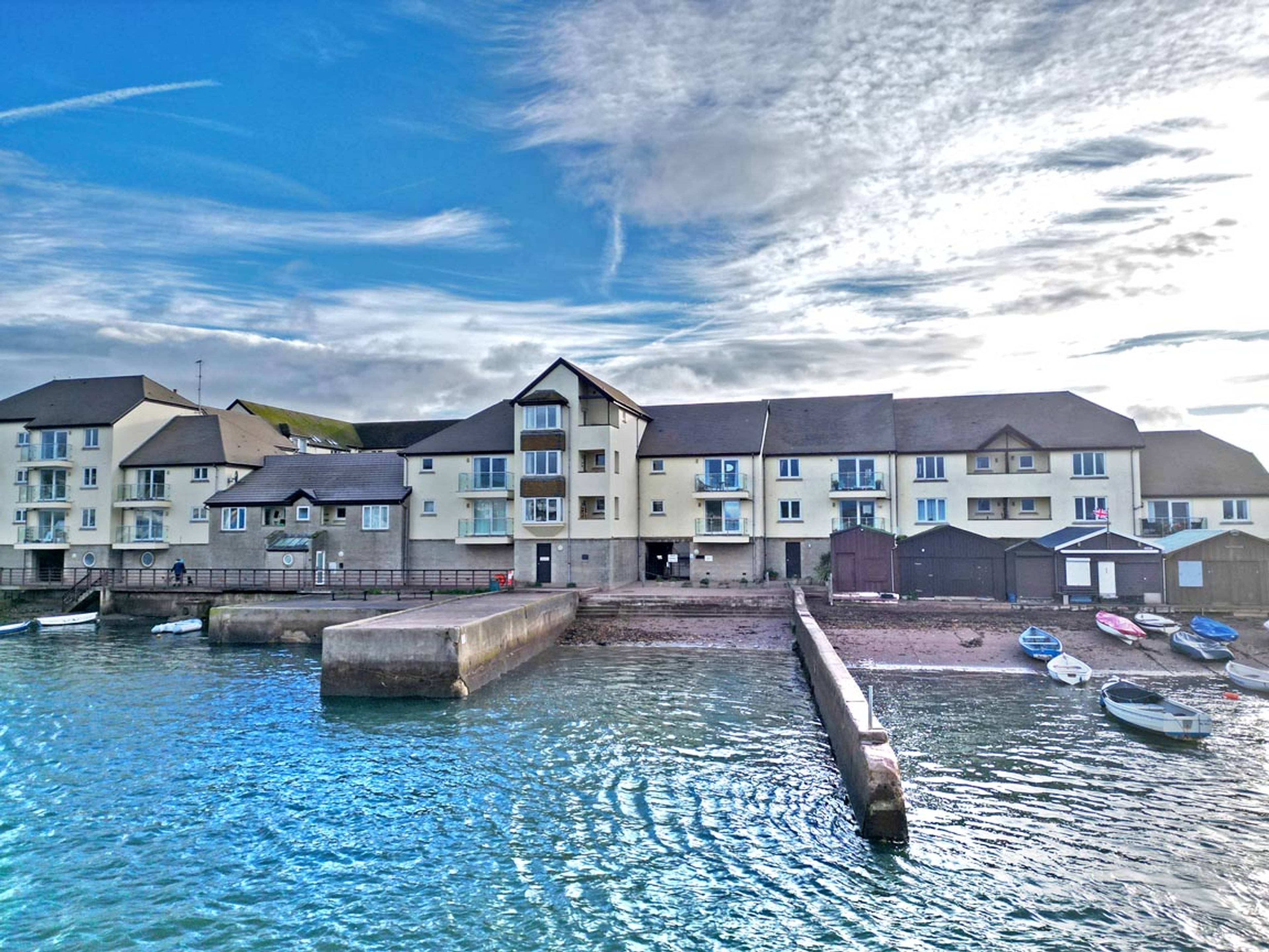 Strand, Morgans Quay Strand, TQ14 - 1