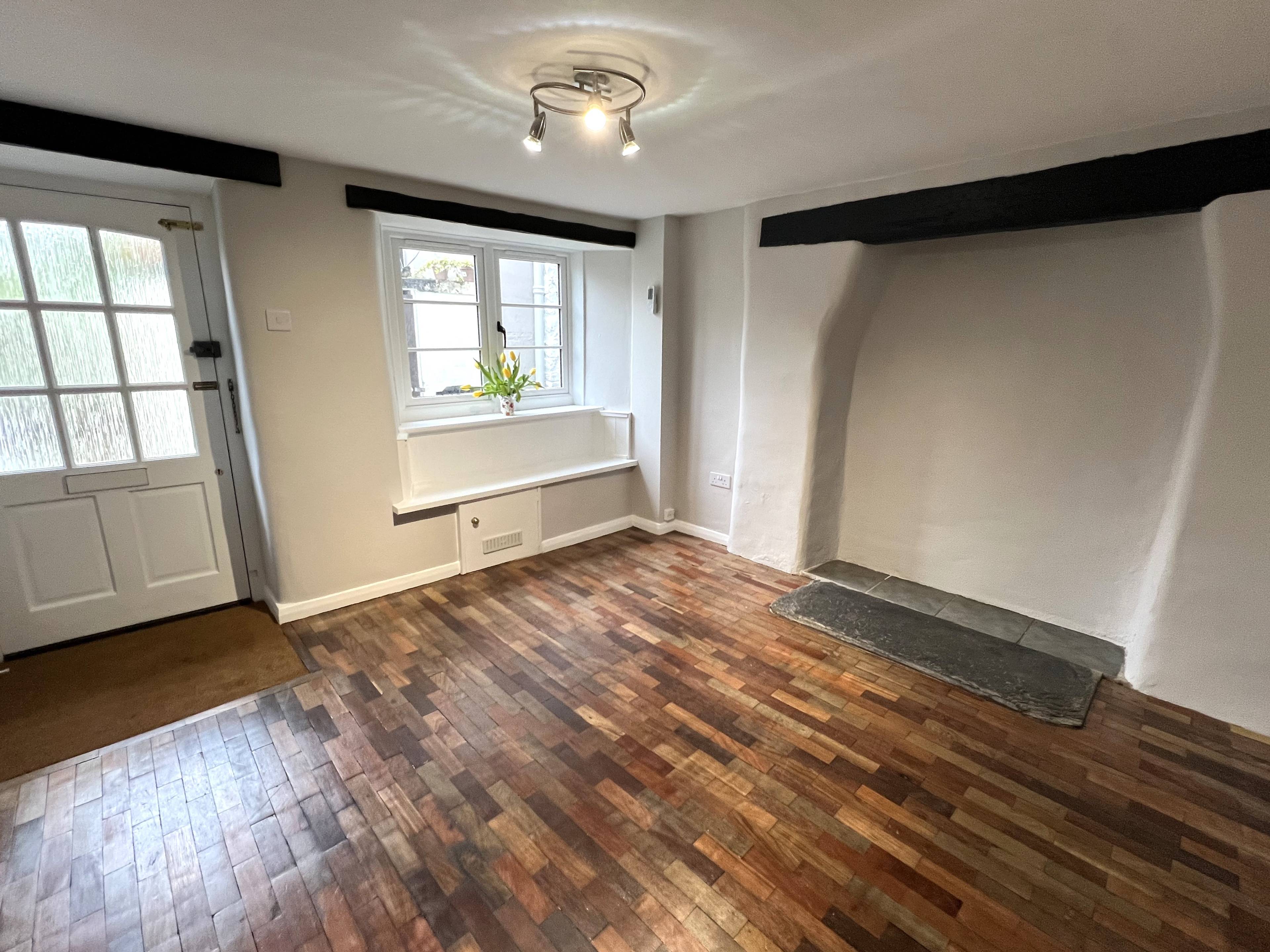 Plymouth Road, Buckfastleigh, TQ11 - 2