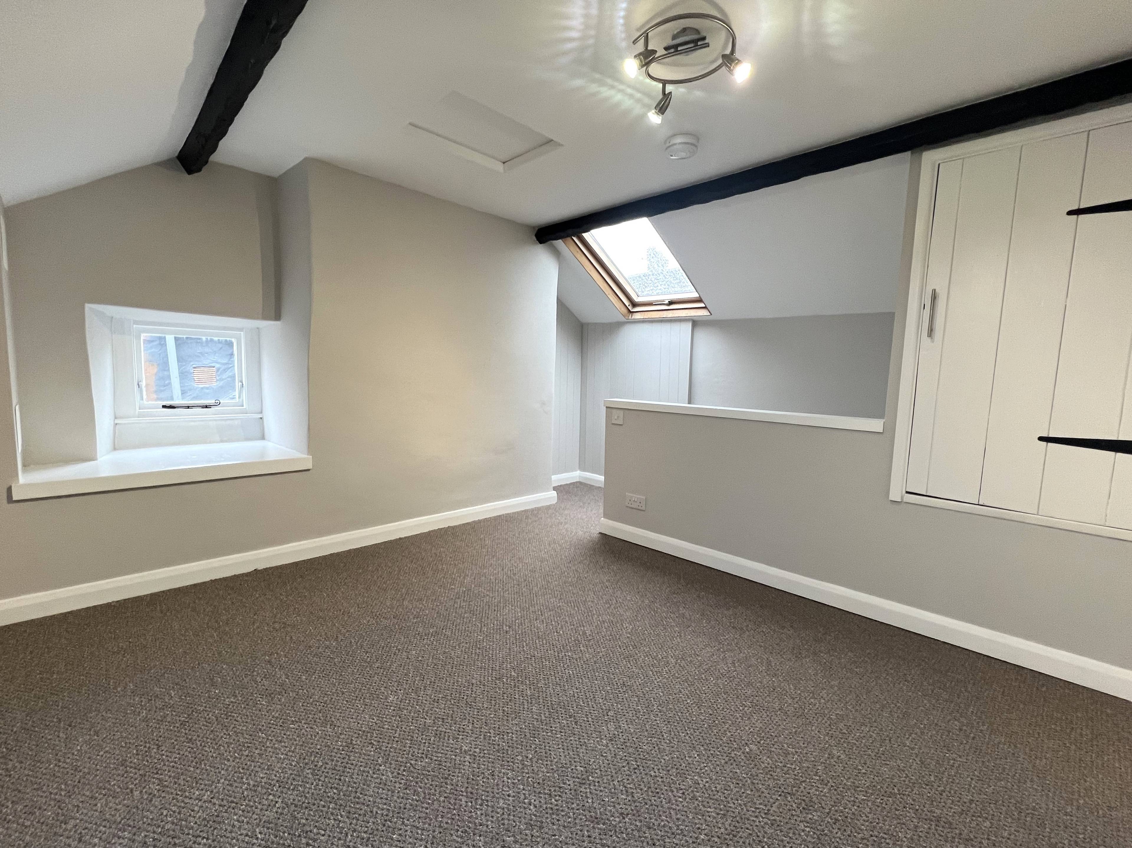 Plymouth Road, Buckfastleigh, TQ11 - 6