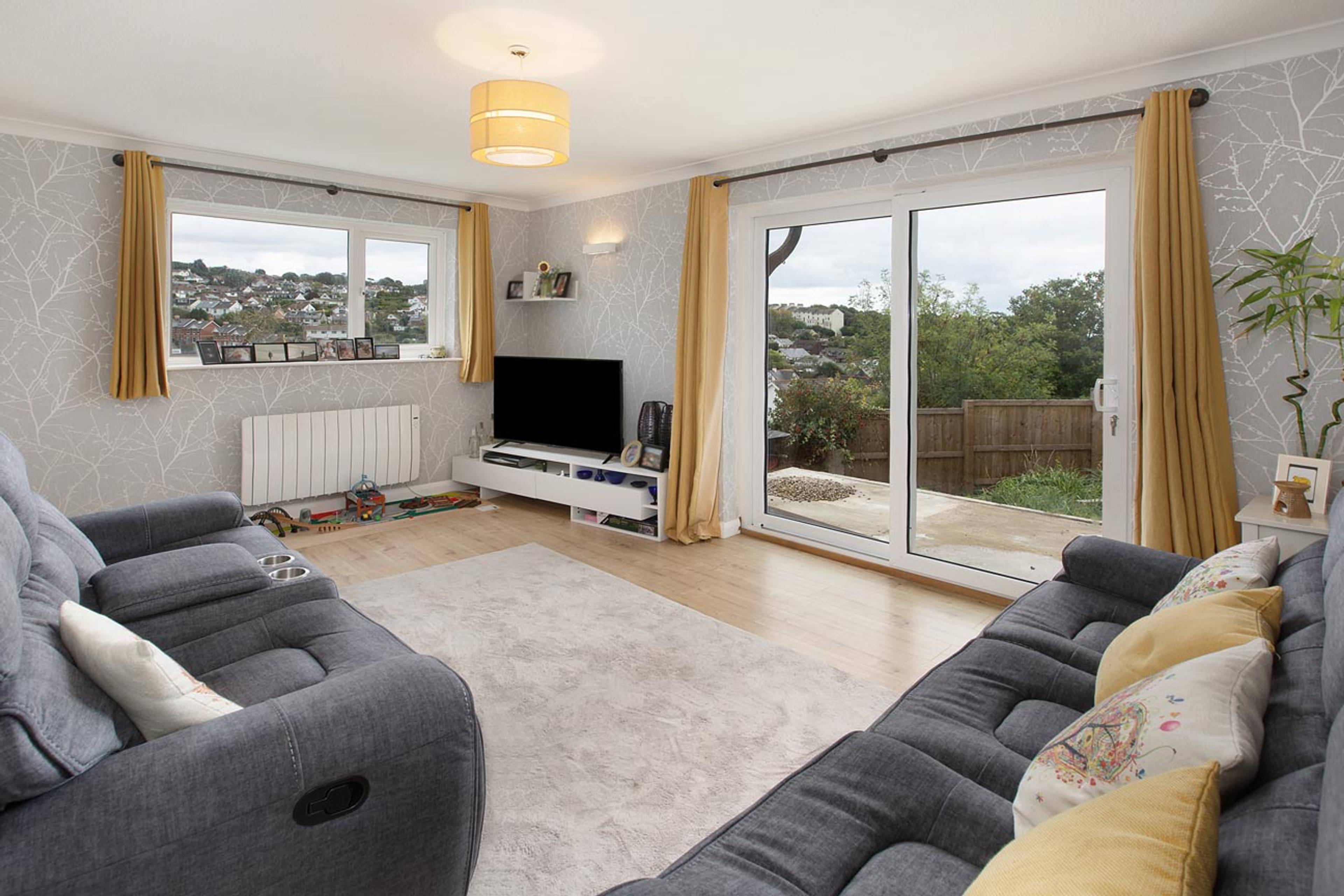 The Mount, Teignmouth, TQ14 - 2