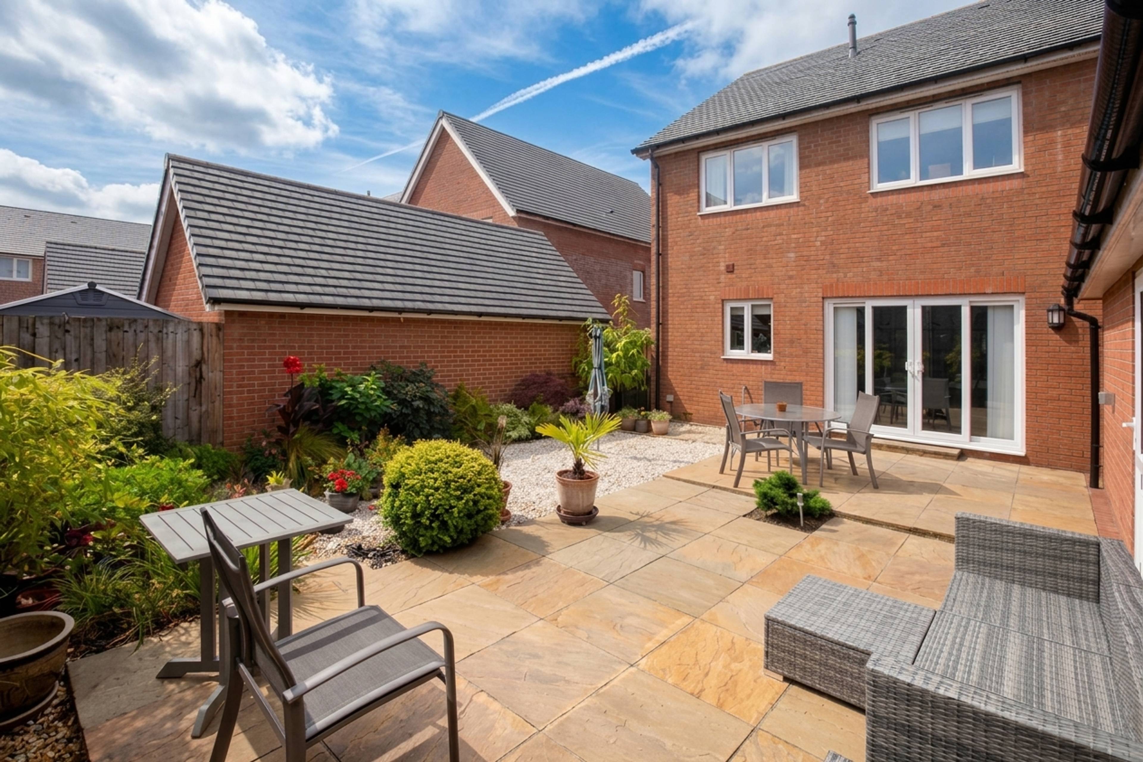 Kestrel Way, Dawlish, EX7 - 4