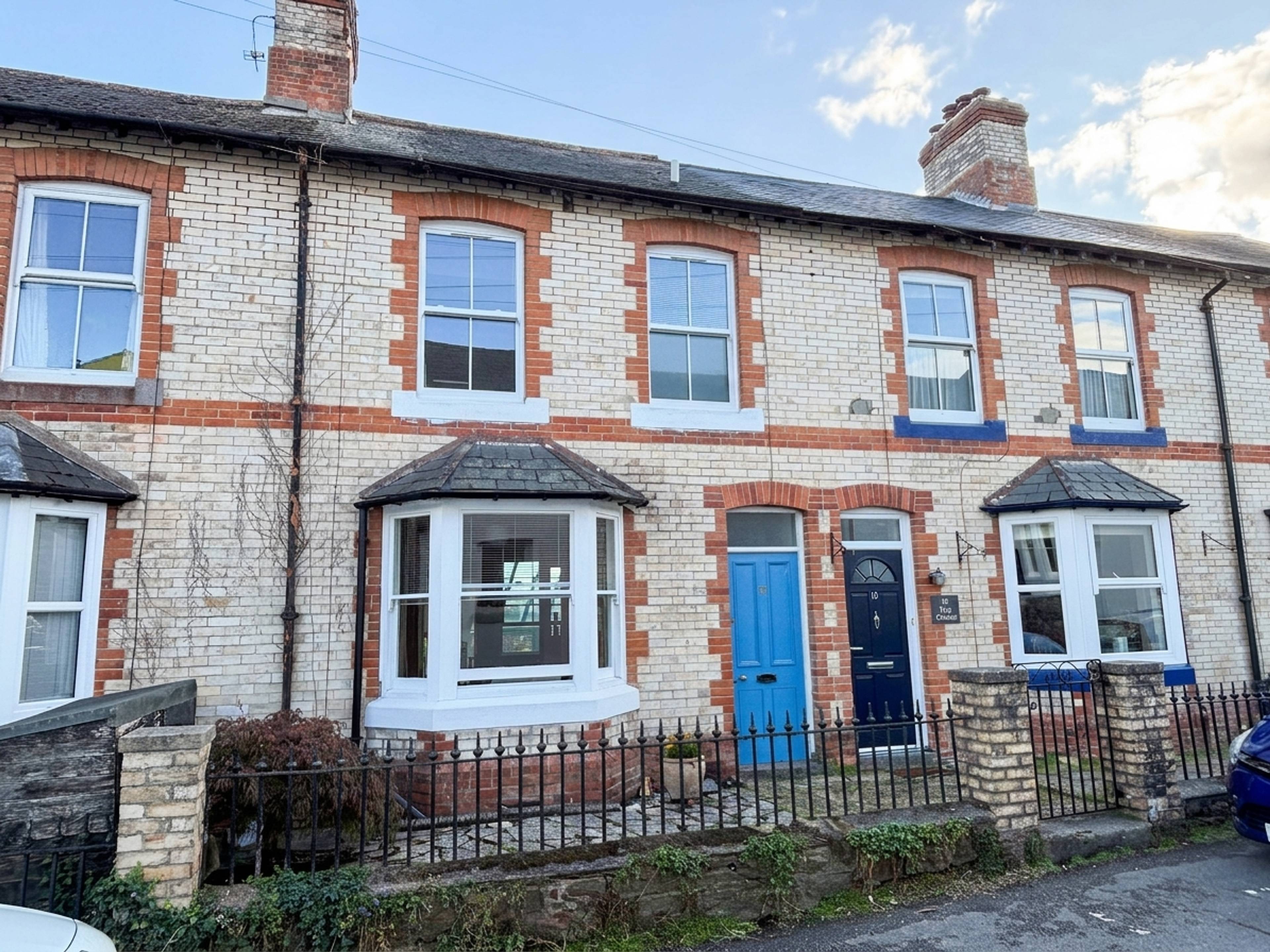 Fore Street, Bishopsteignton, TQ14 - 1