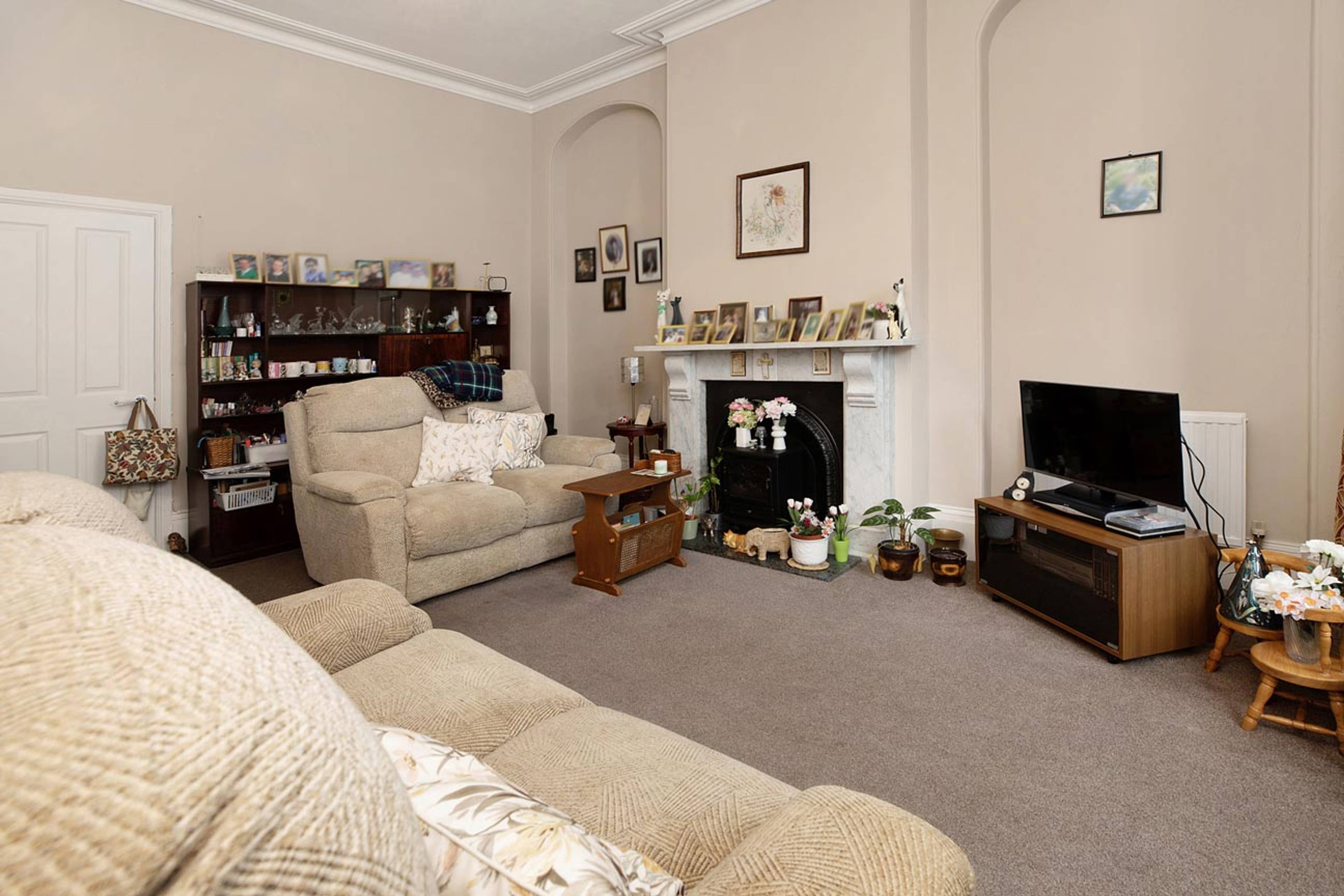 Orchard Gardens, Teignmouth, TQ14 - 4