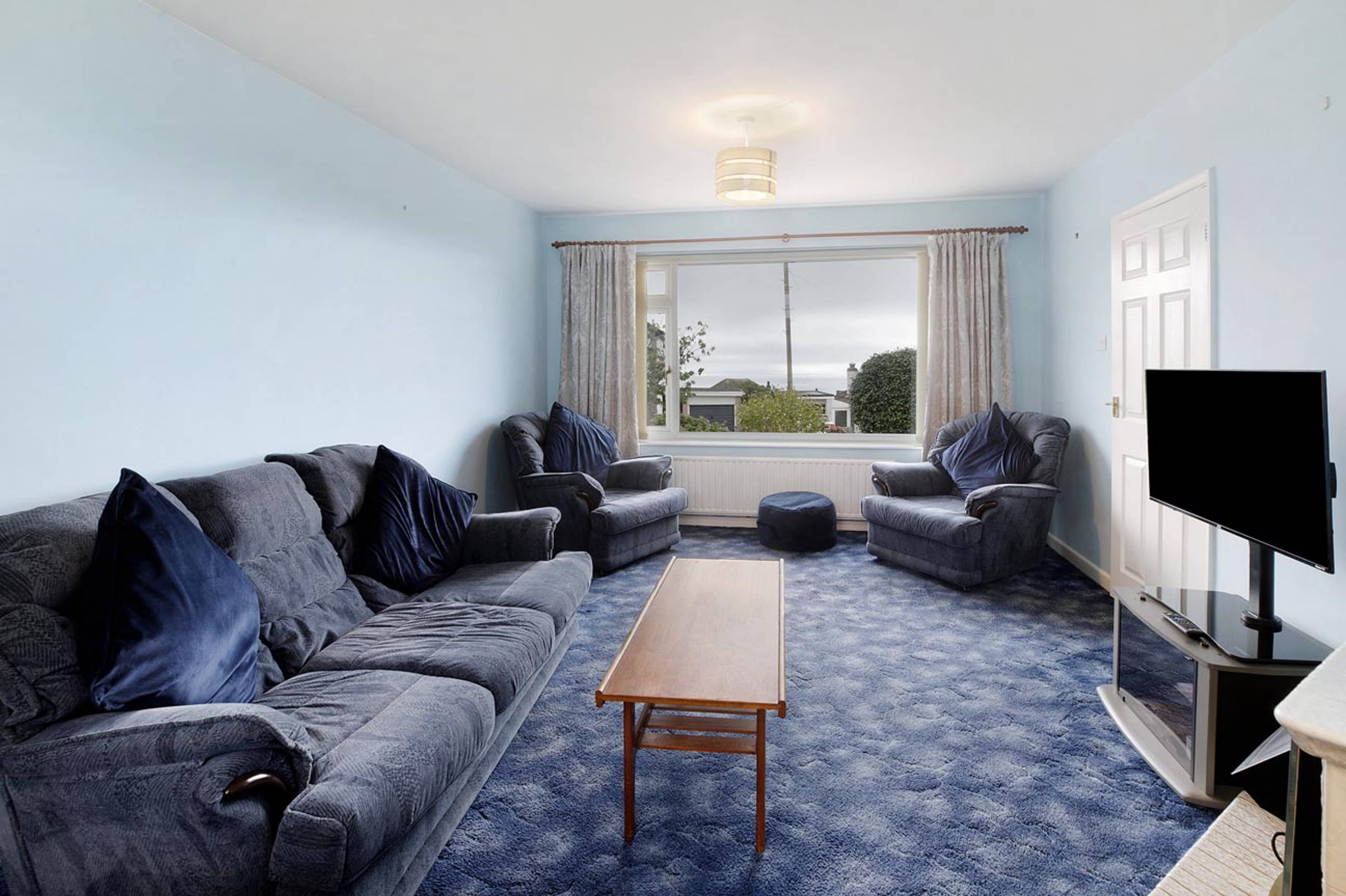 St. Davids Road, Teignmouth, TQ14 - 2