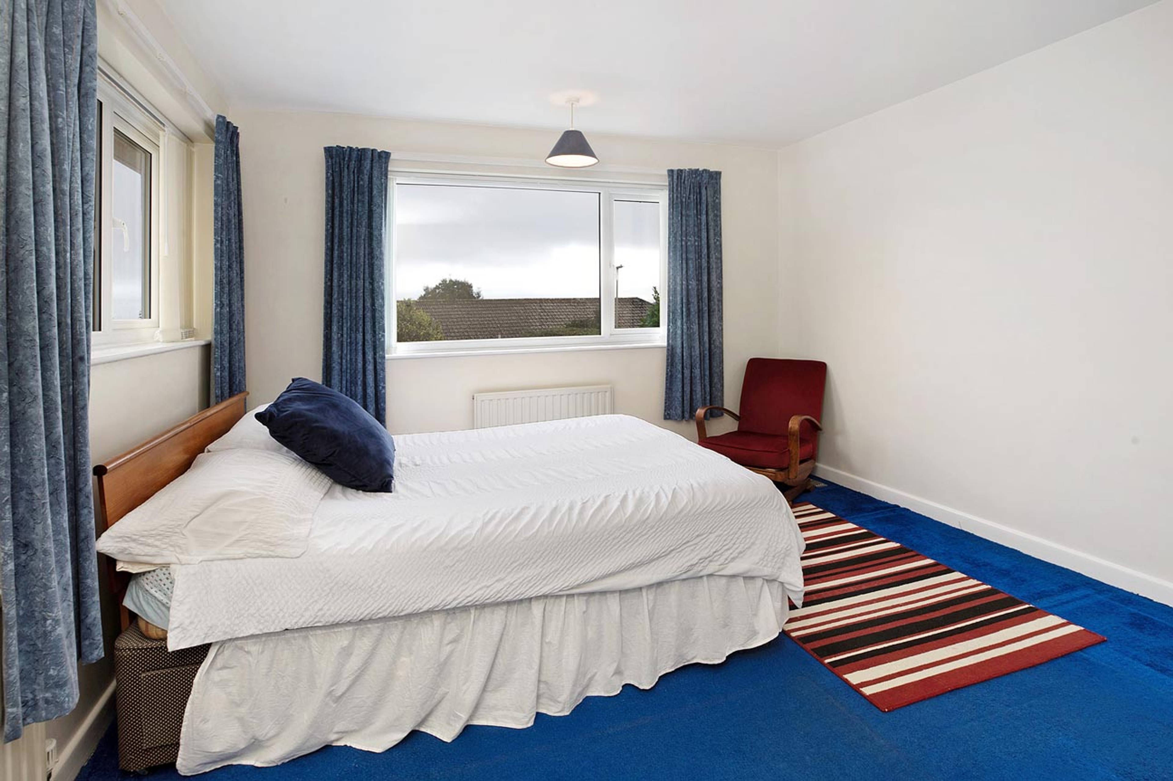 St. Davids Road, Teignmouth, TQ14 - 9