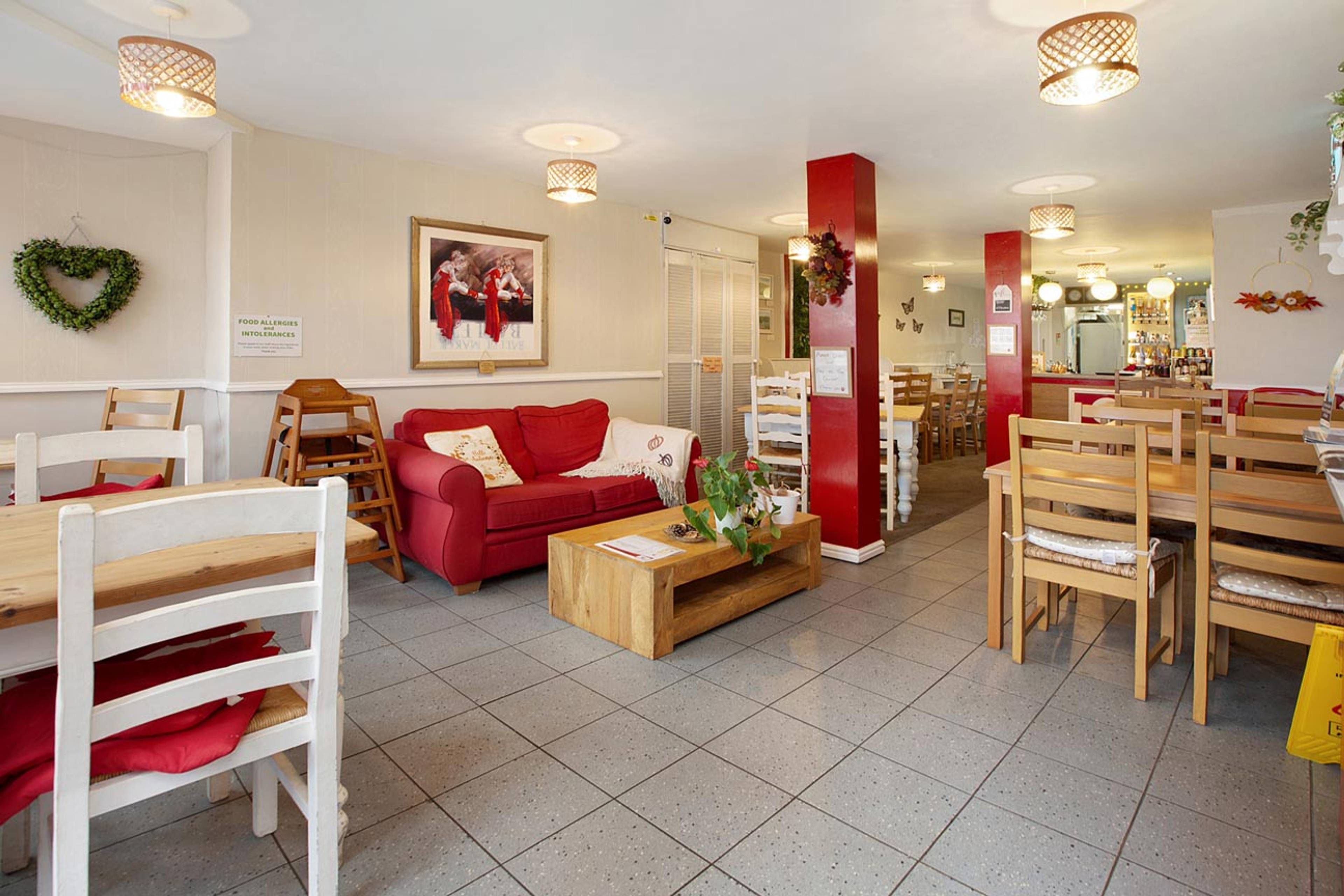 Northumberland Place, Teignmouth, TQ14 - 9