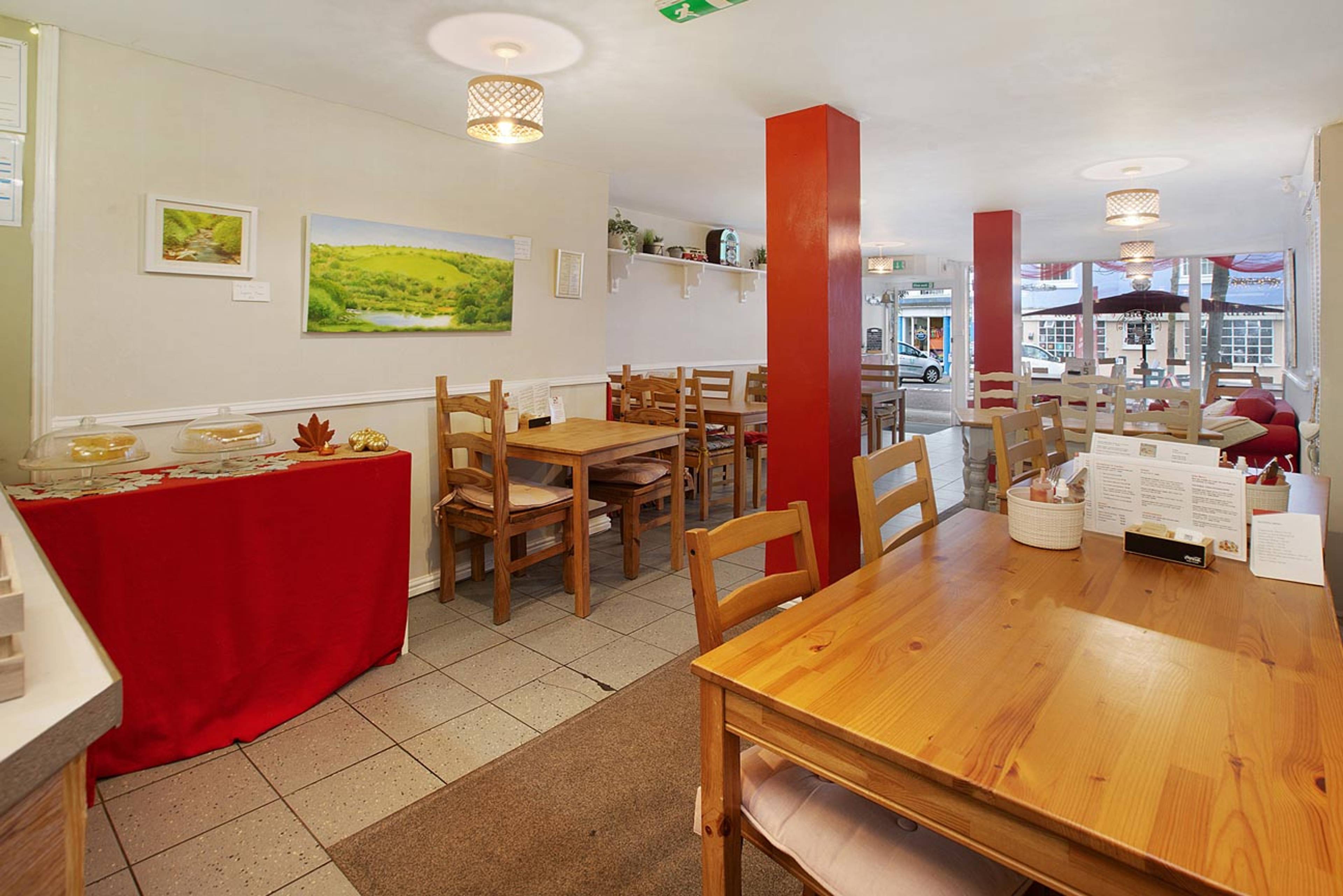 Northumberland Place, Teignmouth, TQ14 - 8