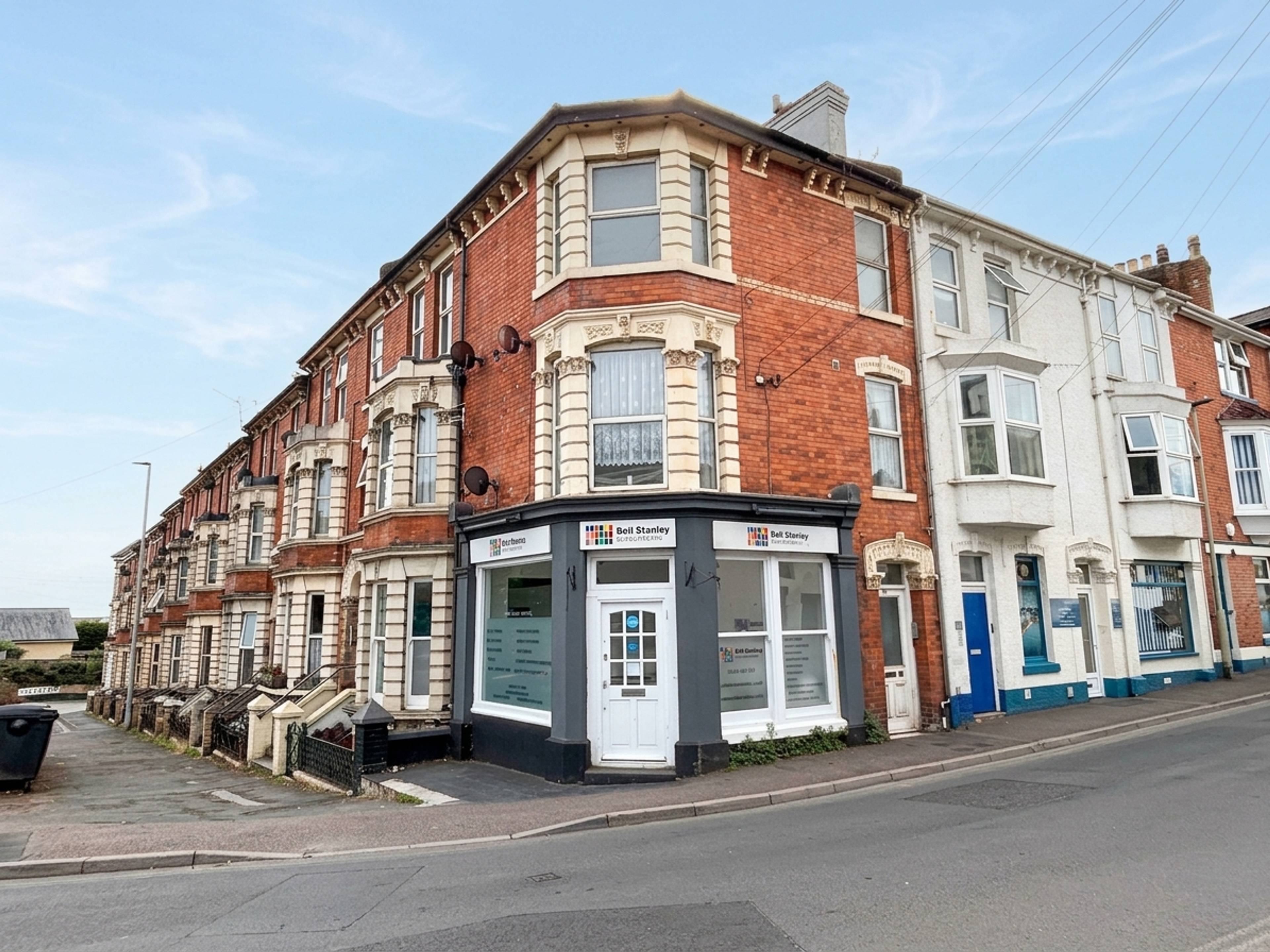 Iddesleigh Terrace, Dawlish, EX7 - 1