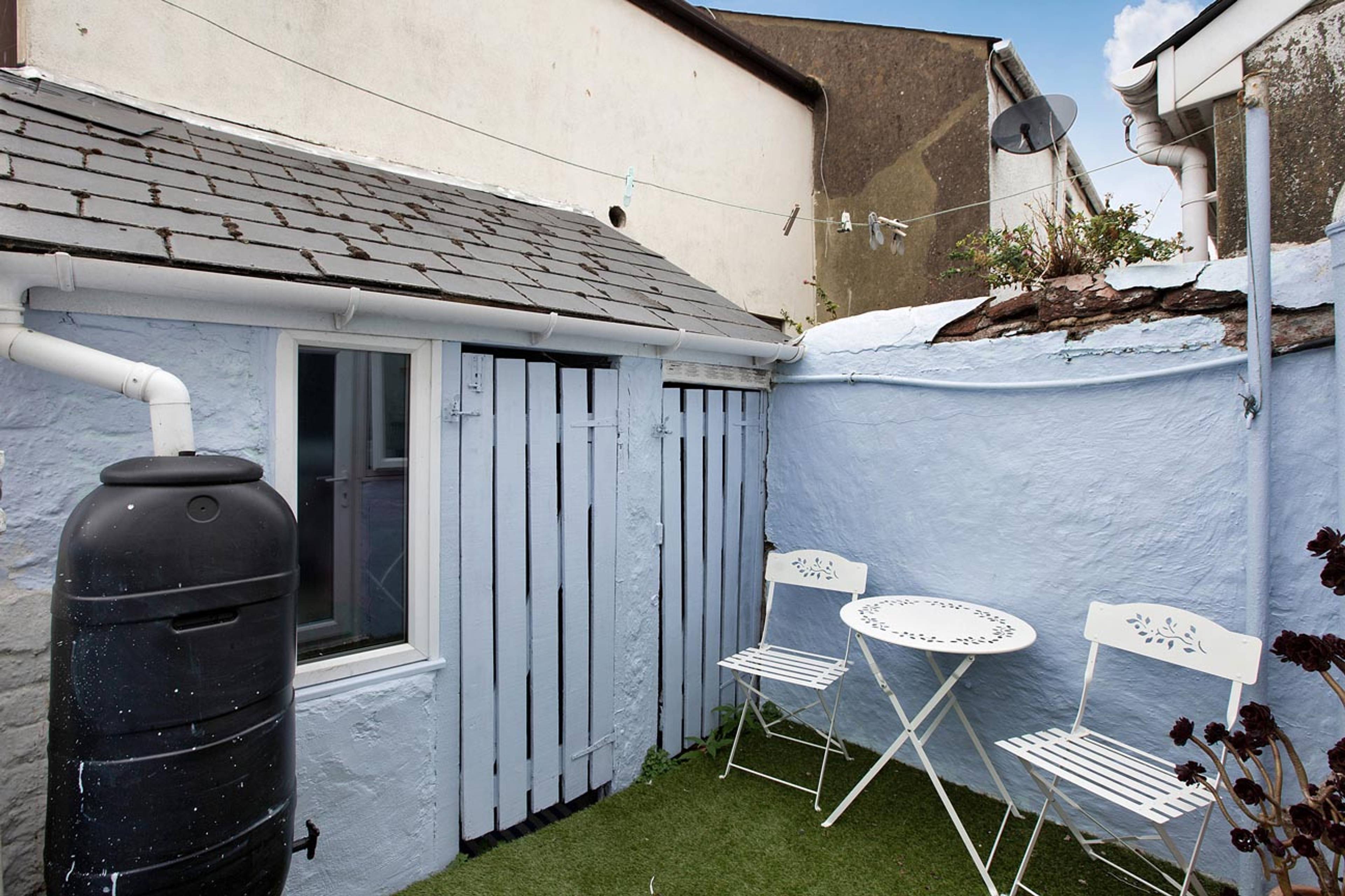 Daimonds Lane, Teignmouth, TQ14 - 4