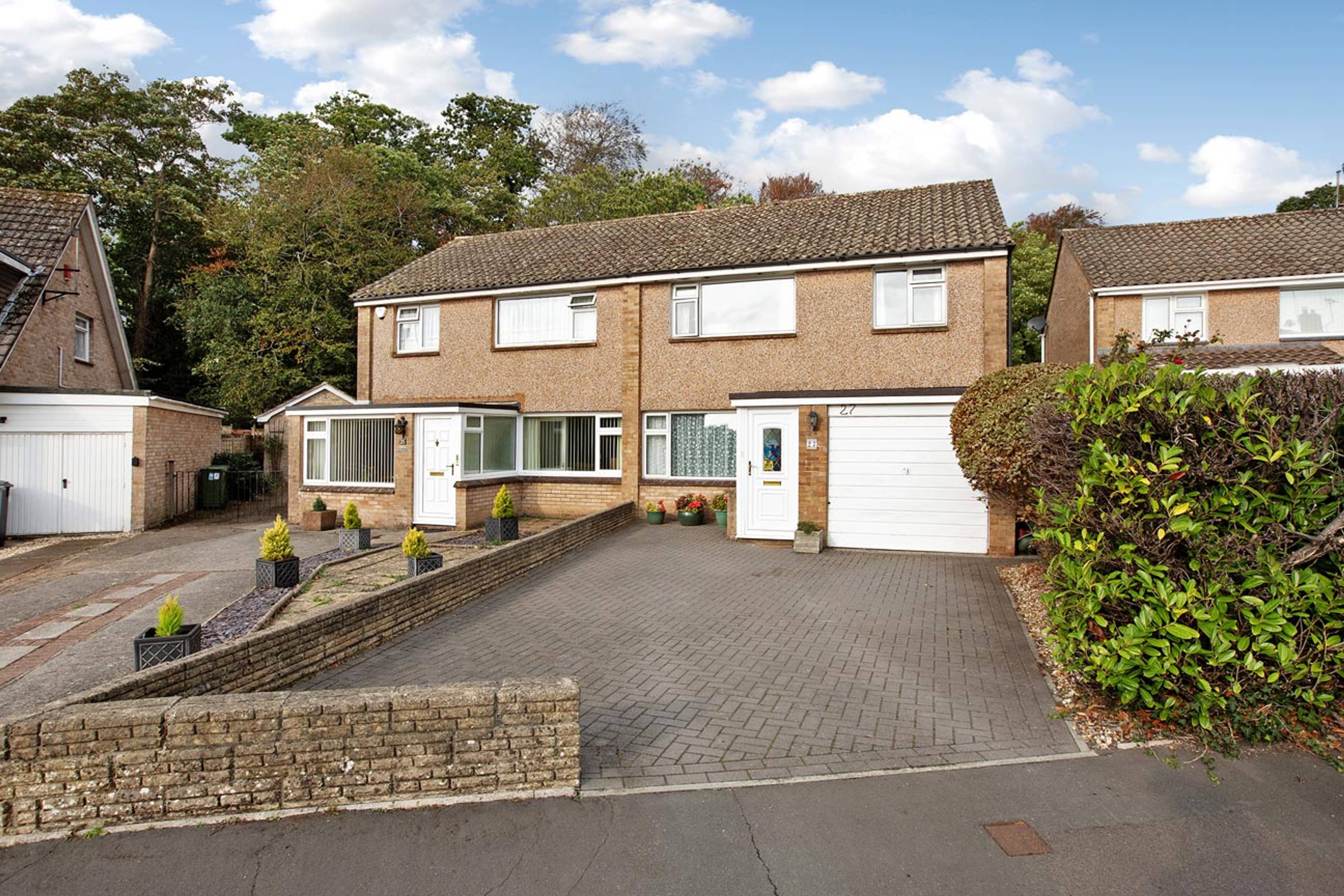 Kingsdown Crescent, Dawlish, EX7