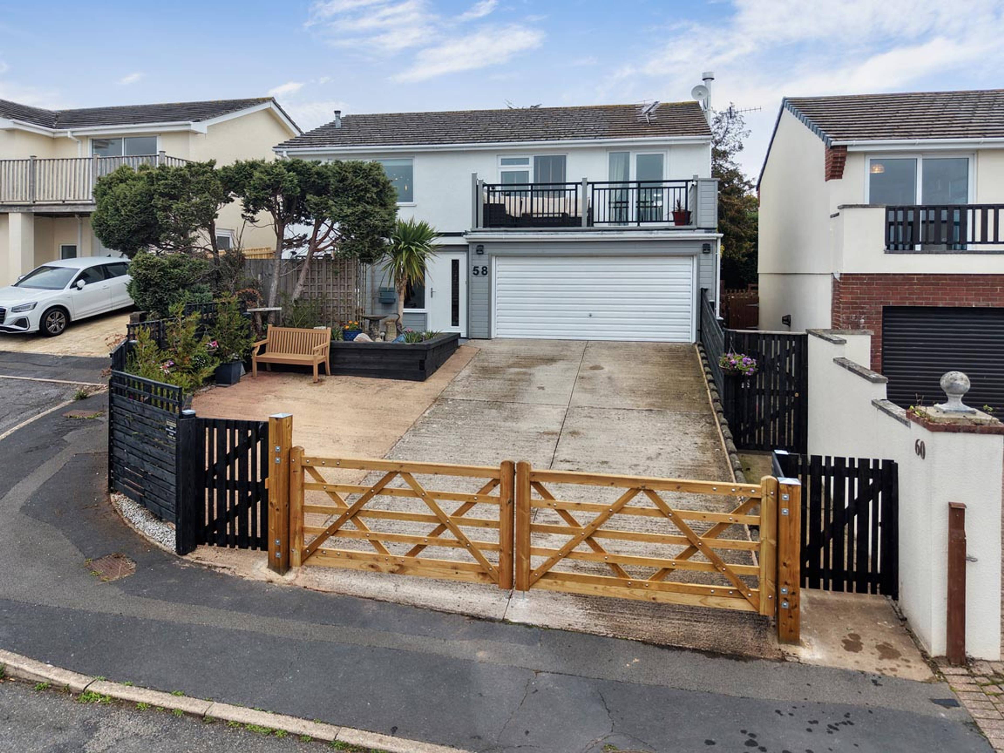 St. Marys Road, Teignmouth, TQ14
