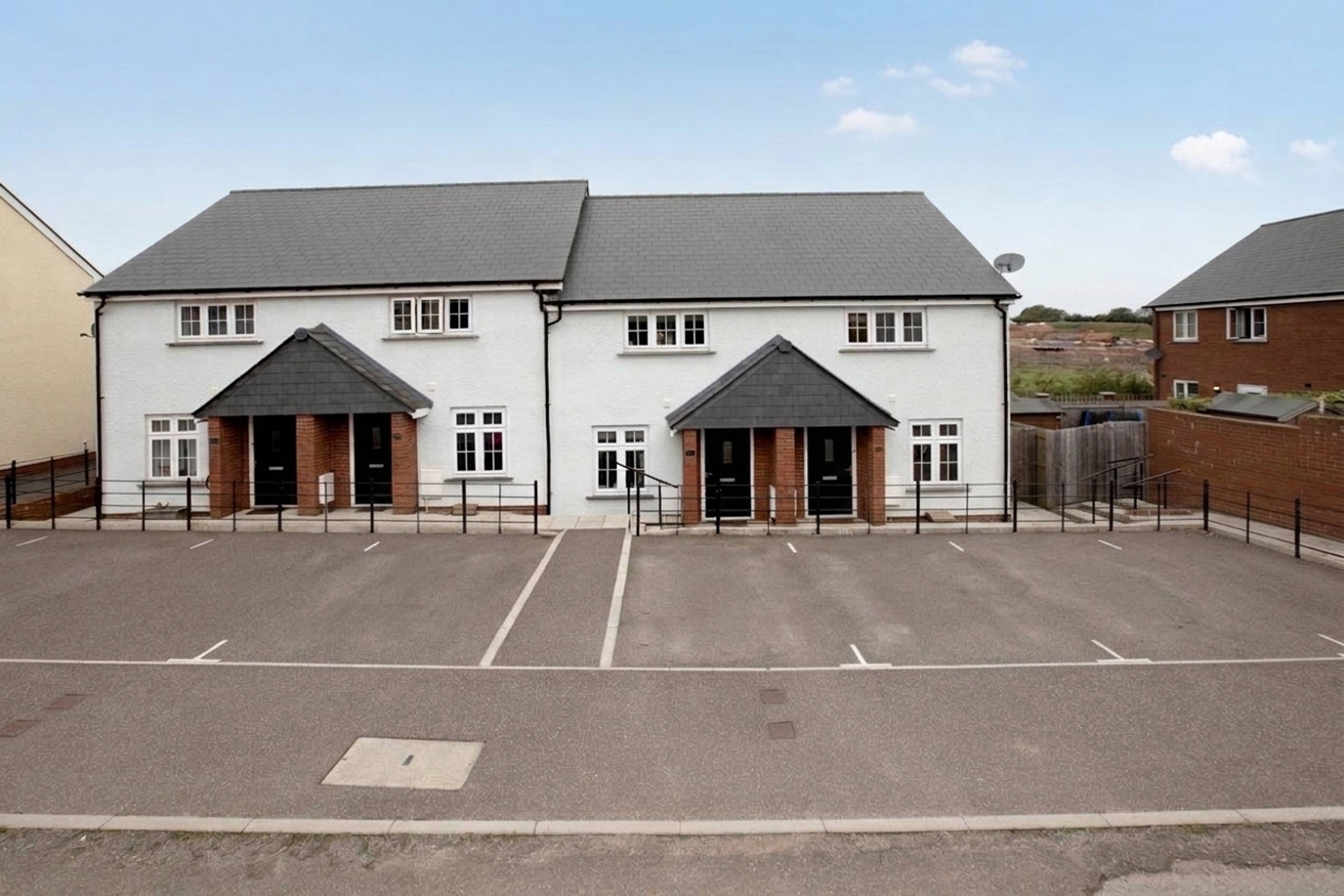 Juniper Drive, Dawlish, EX7 - 1