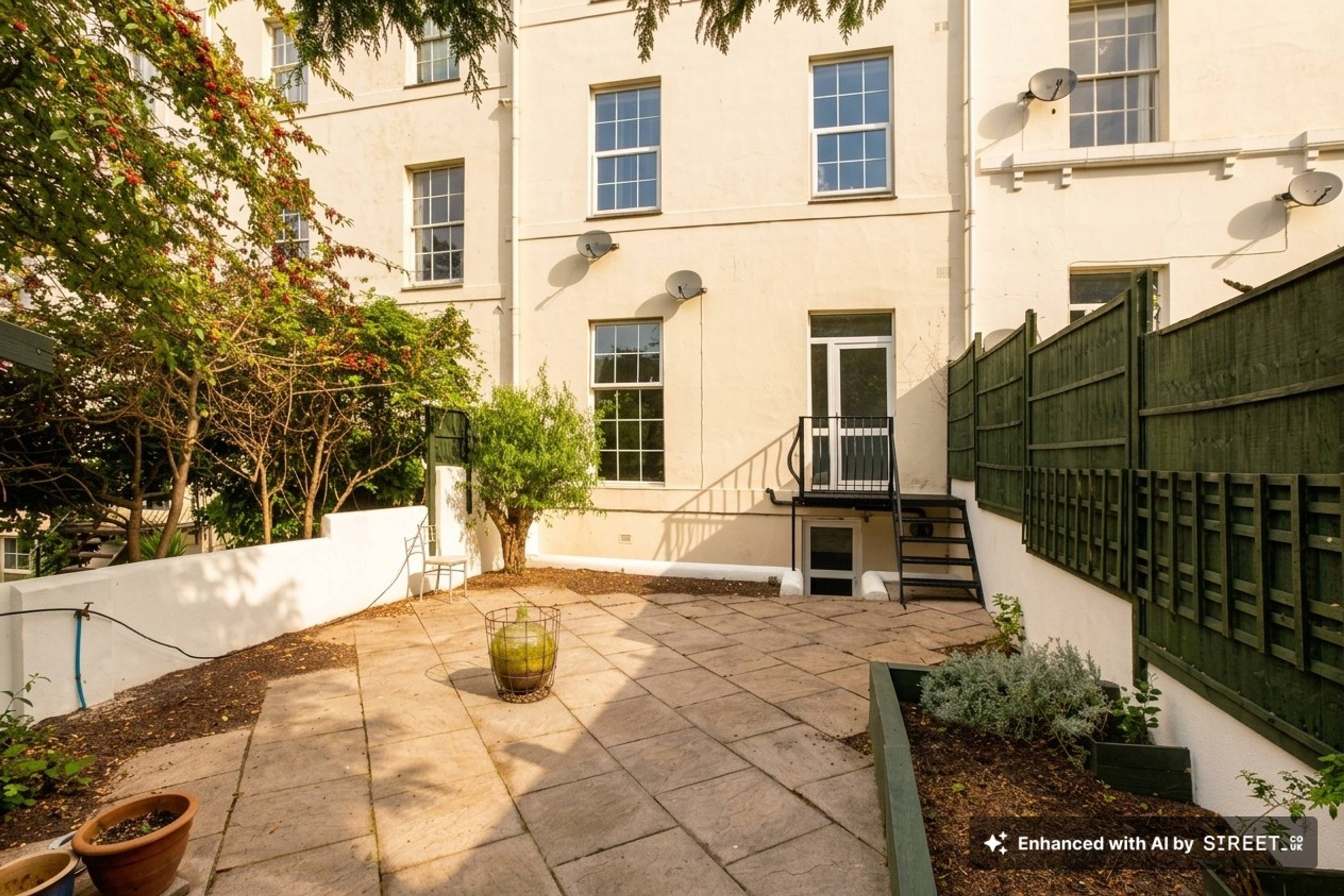 Barnpark Terrace, Teignmouth, TQ14 - 1