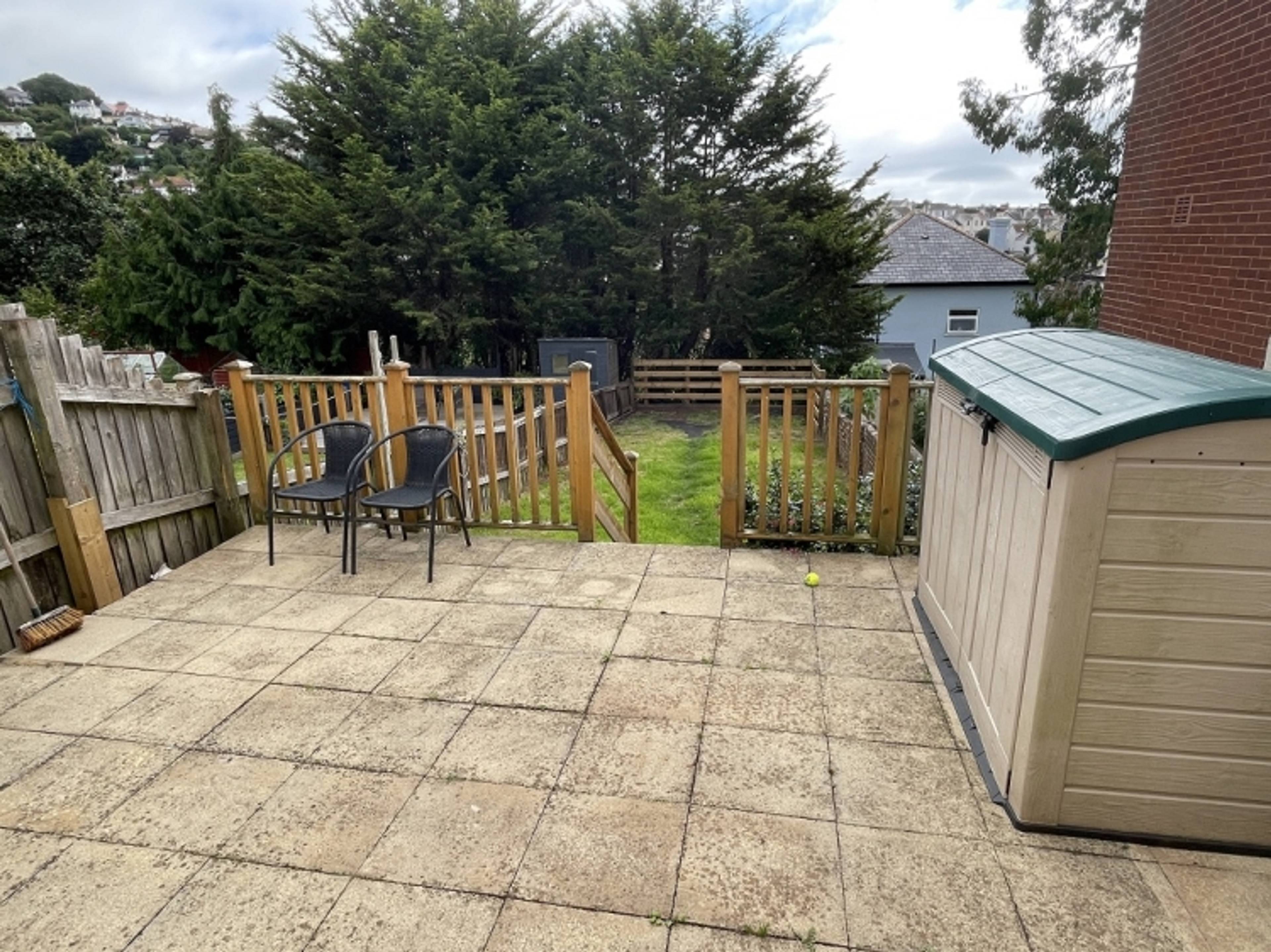 Fourth Avenue, Teignmouth, TQ14 - 3