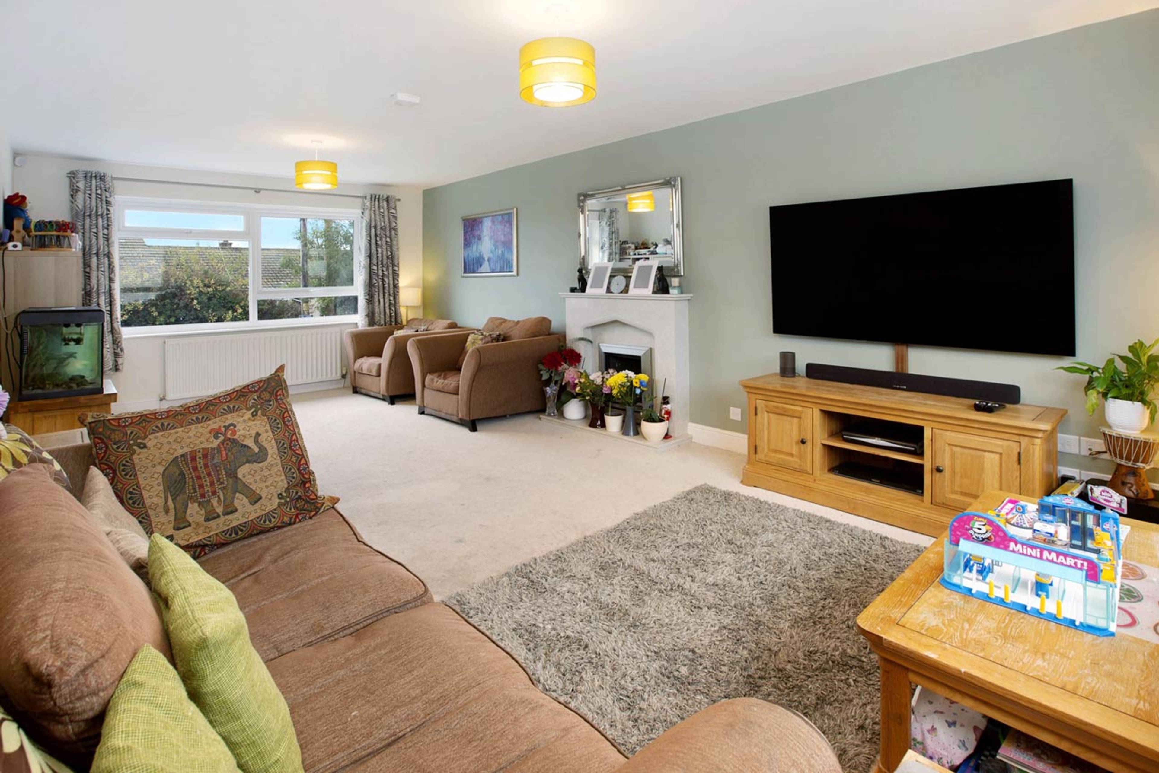 Higher Kingsdown Road, Teignmouth, TQ14 - 5