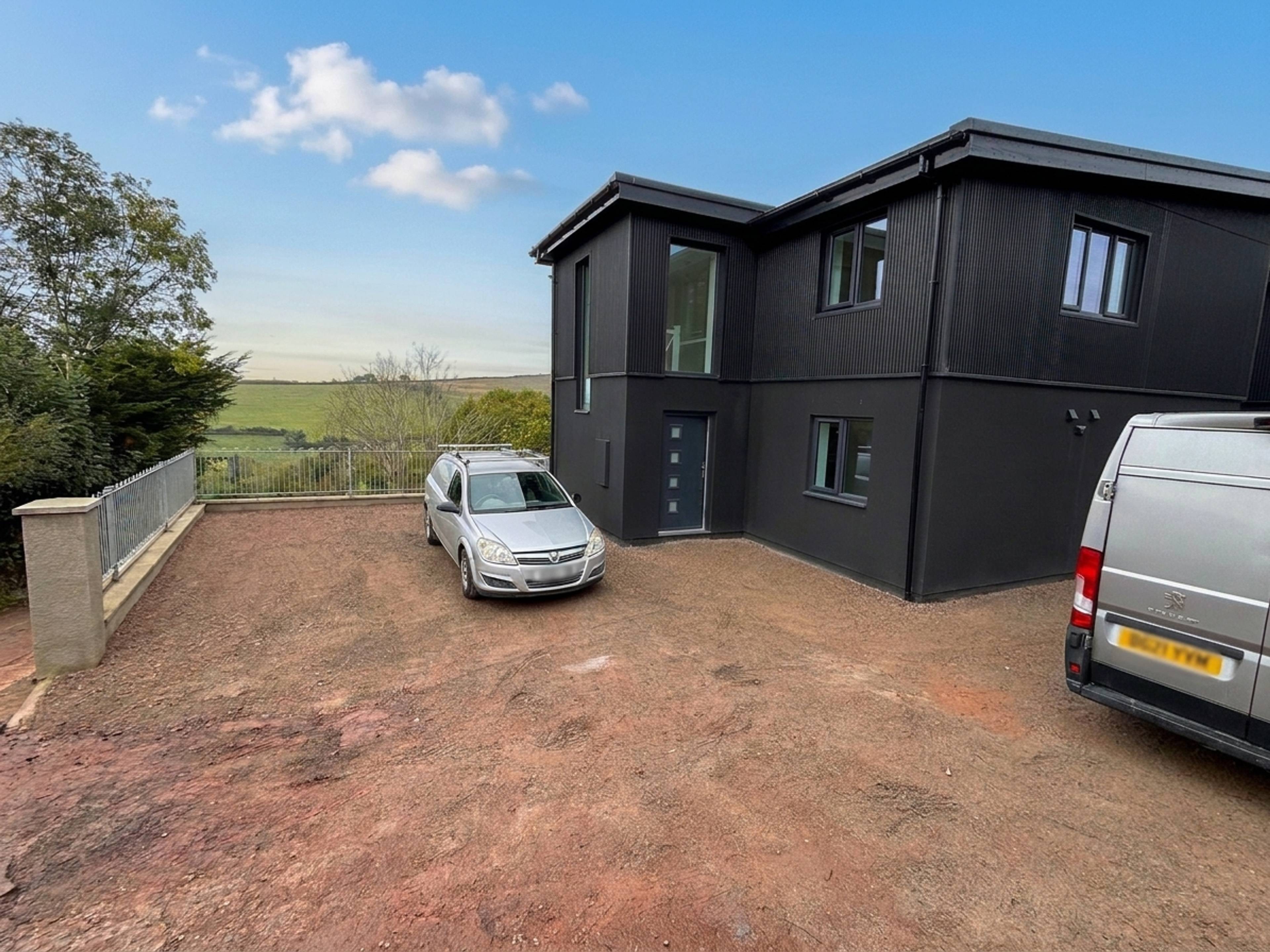 Mill Lane, Teignmouth, TQ14 - 2
