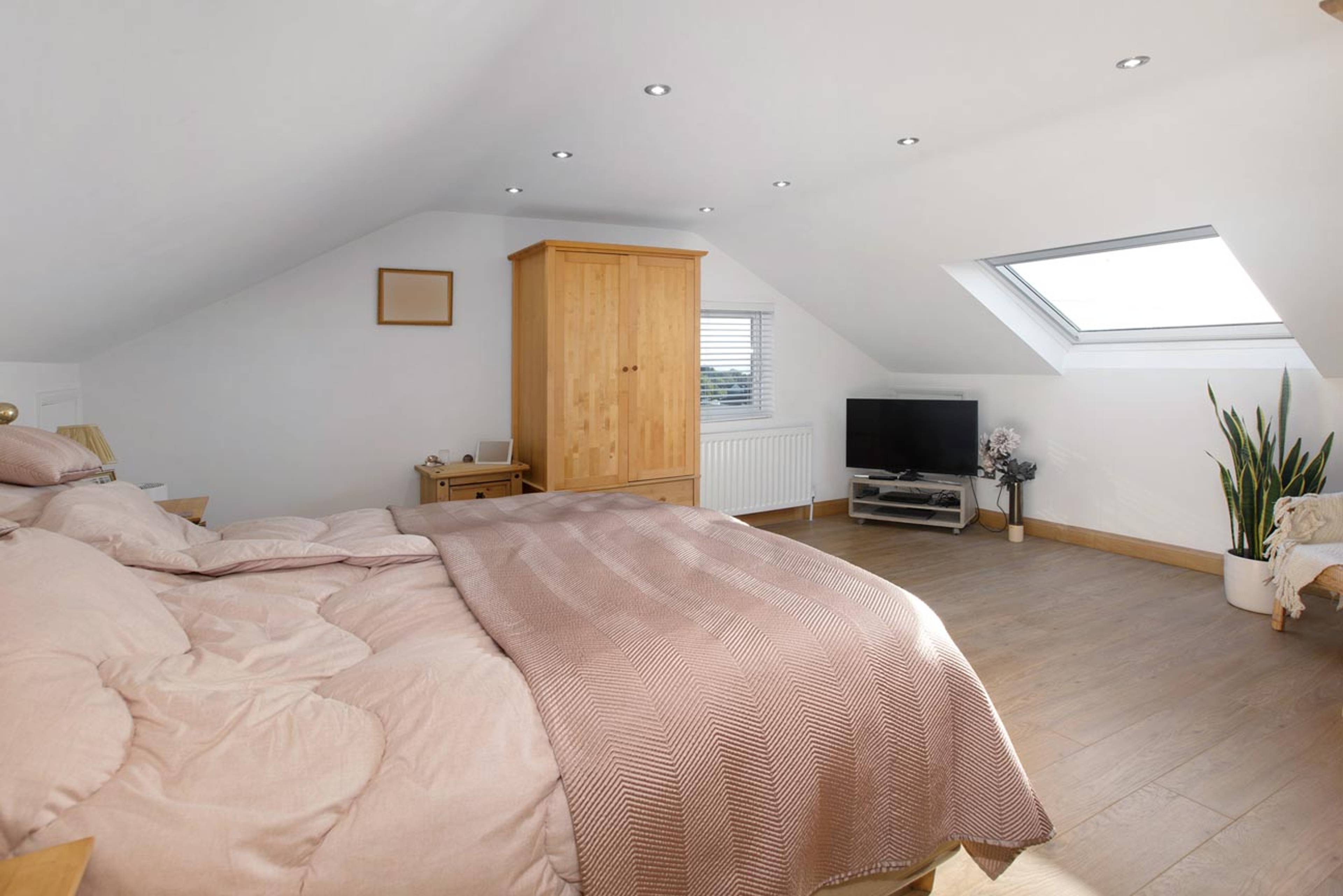 Charlemont Road, Teignmouth, TQ14 - 10