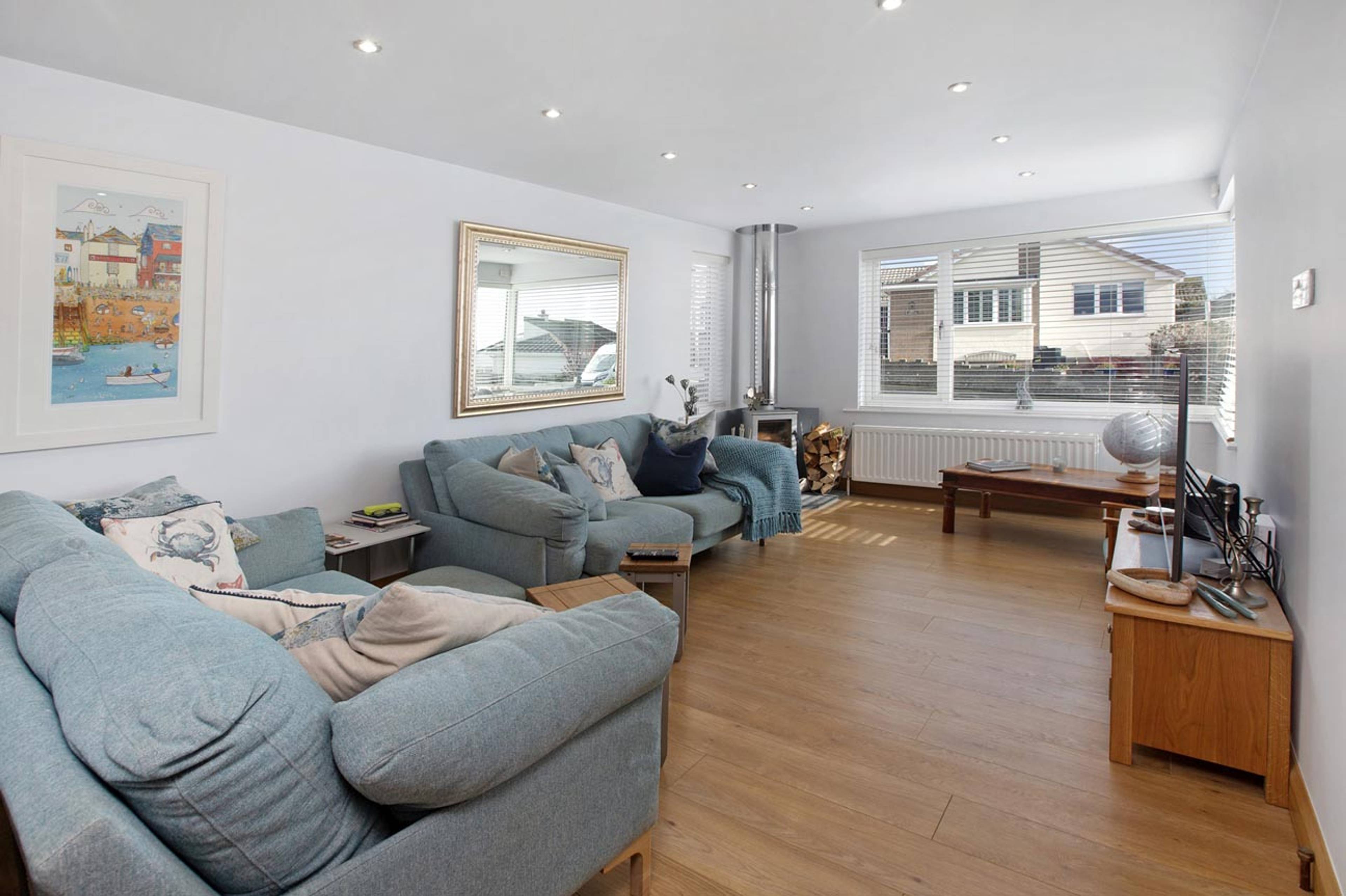 Charlemont Road, Teignmouth, TQ14 - 7