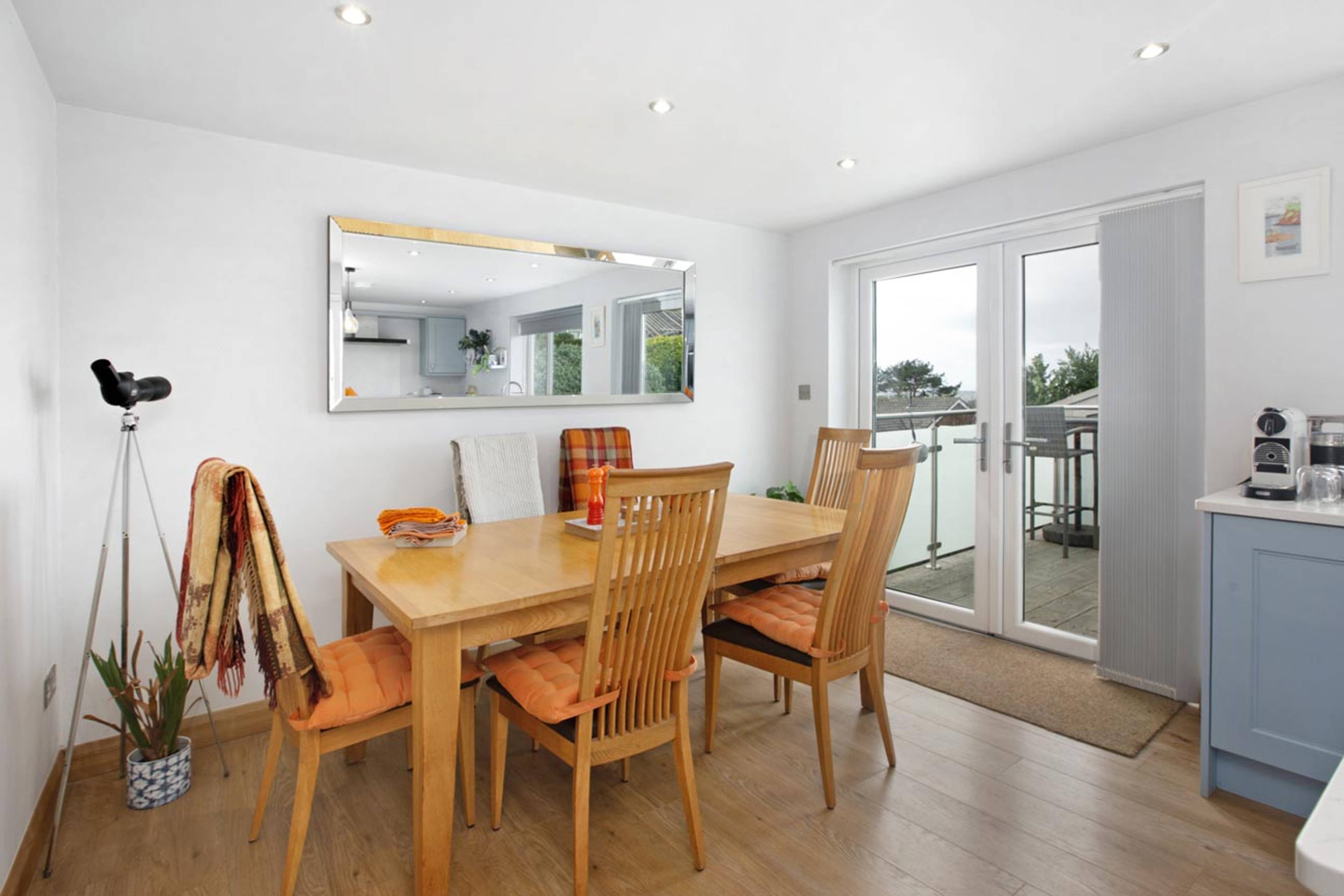 Charlemont Road, Teignmouth, TQ14 - 8