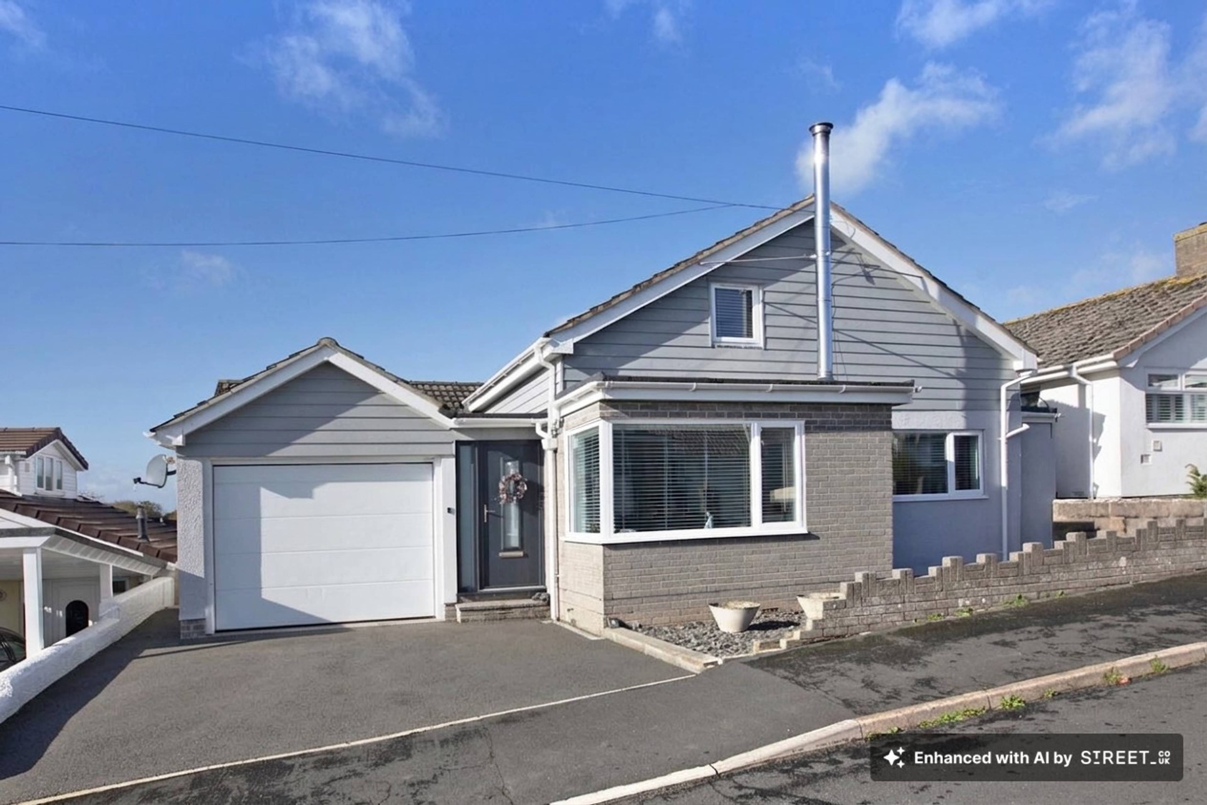 Charlemont Road, Teignmouth, TQ14