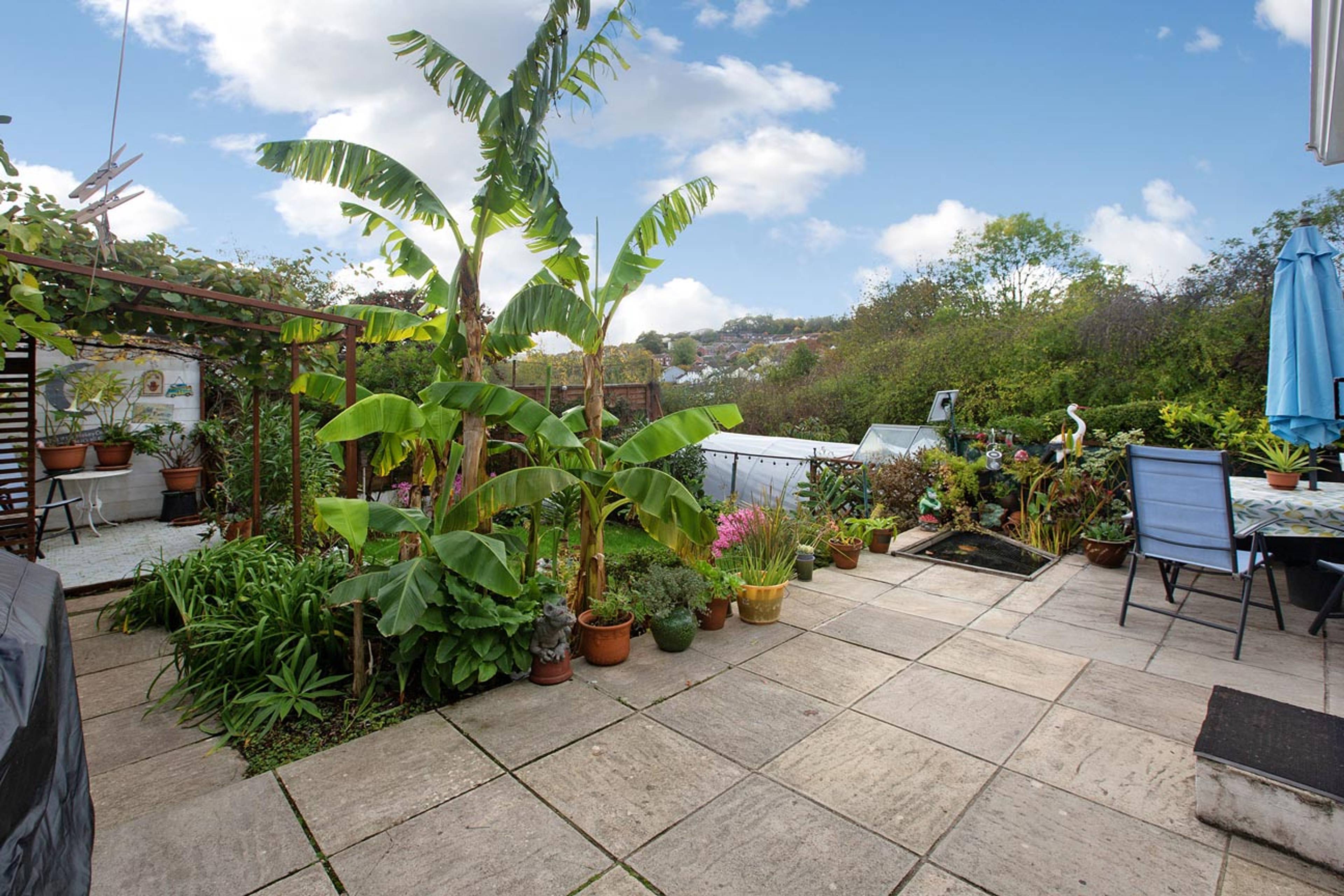 Lake Avenue, Teignmouth, TQ14 - 4