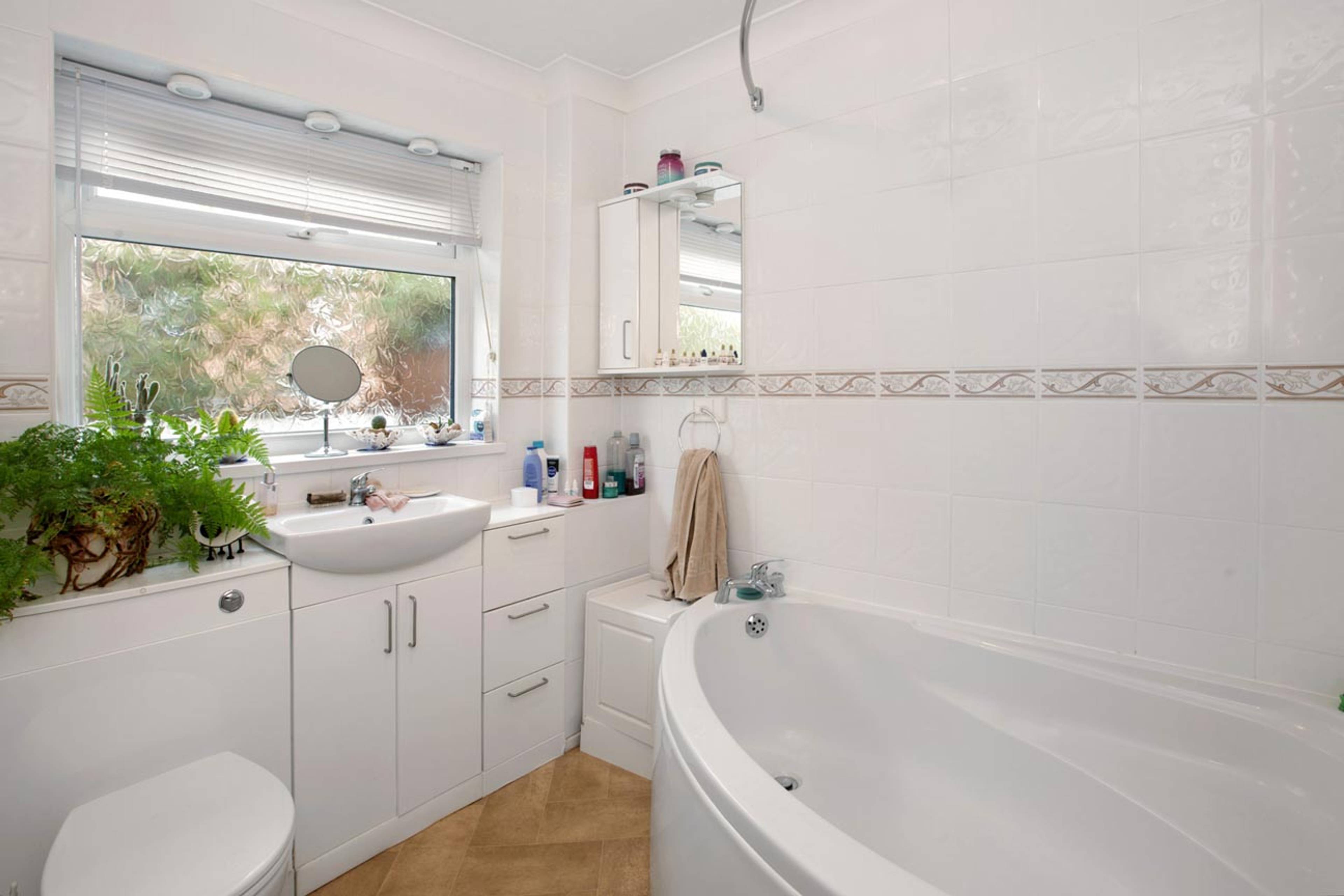 Lake Avenue, Teignmouth, TQ14 - 9
