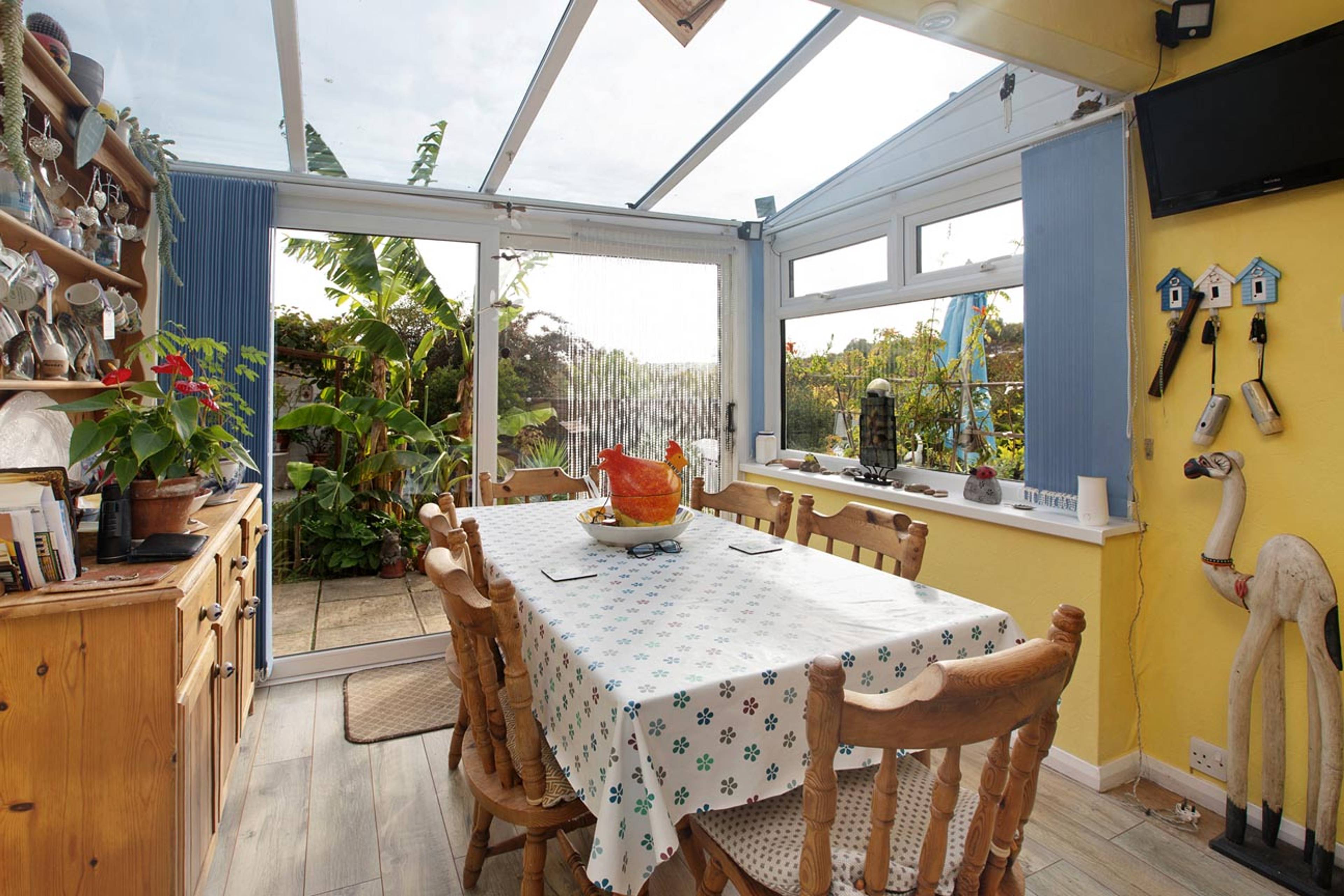 Lake Avenue, Teignmouth, TQ14 - 5