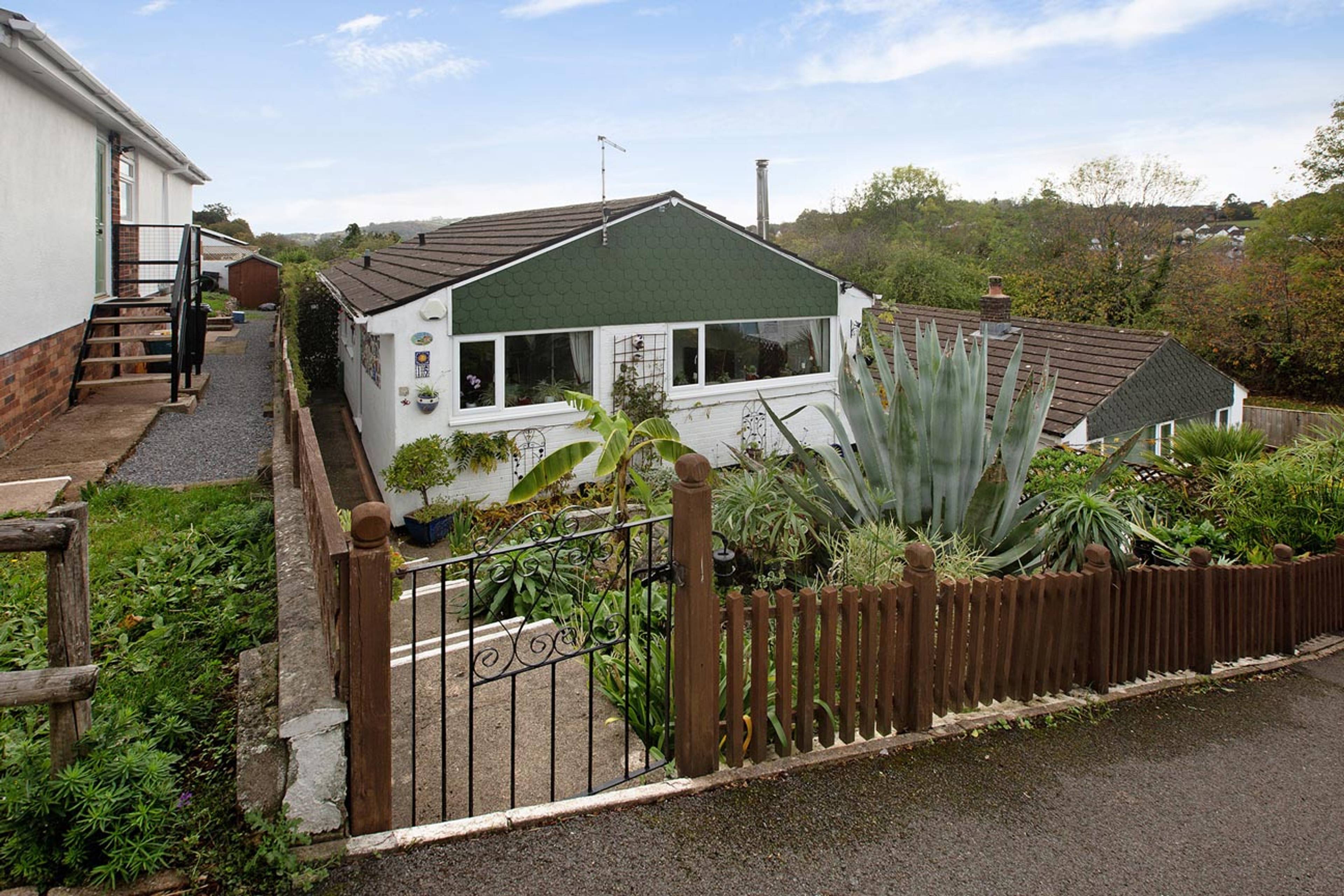 Lake Avenue, Teignmouth, TQ14 - 8