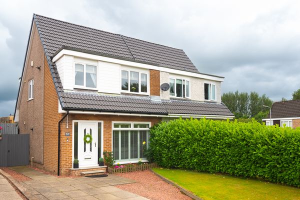 Rosehill Road, Torrance, G64